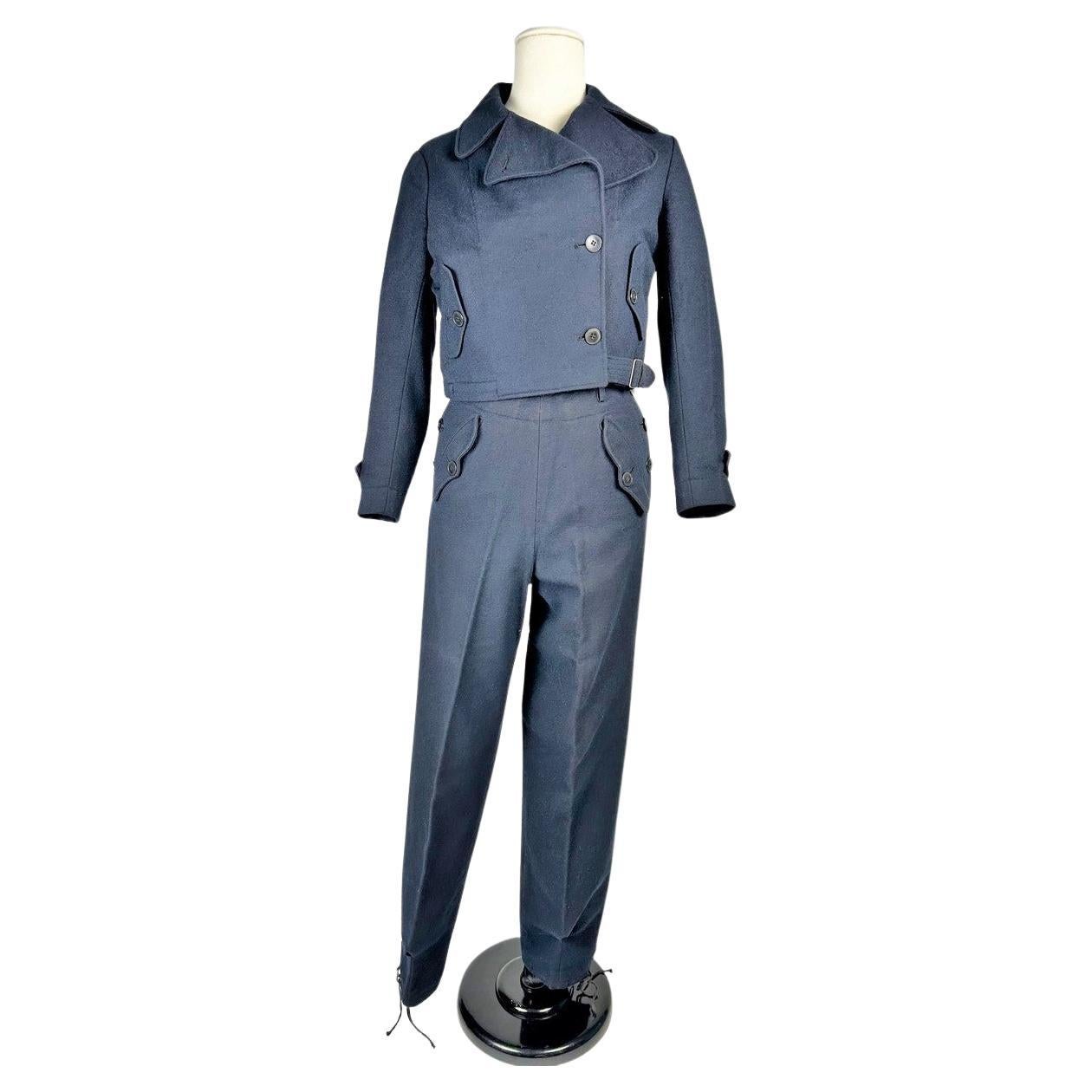 Women's ski jacket and trousers in navy wool - Galeries Lafayette Paris C. 1930