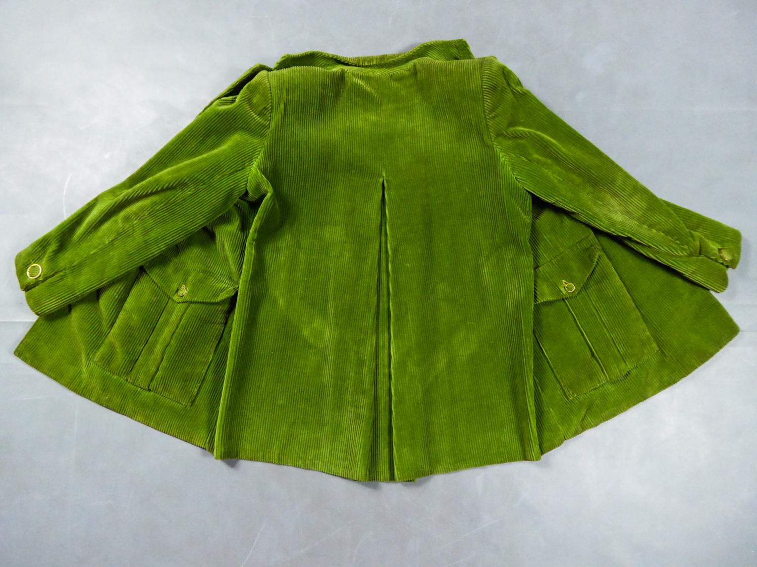 A Rare Jeanne Lanvin Women's Sport Velvet  French Couture Collection 1947 For Sale 9