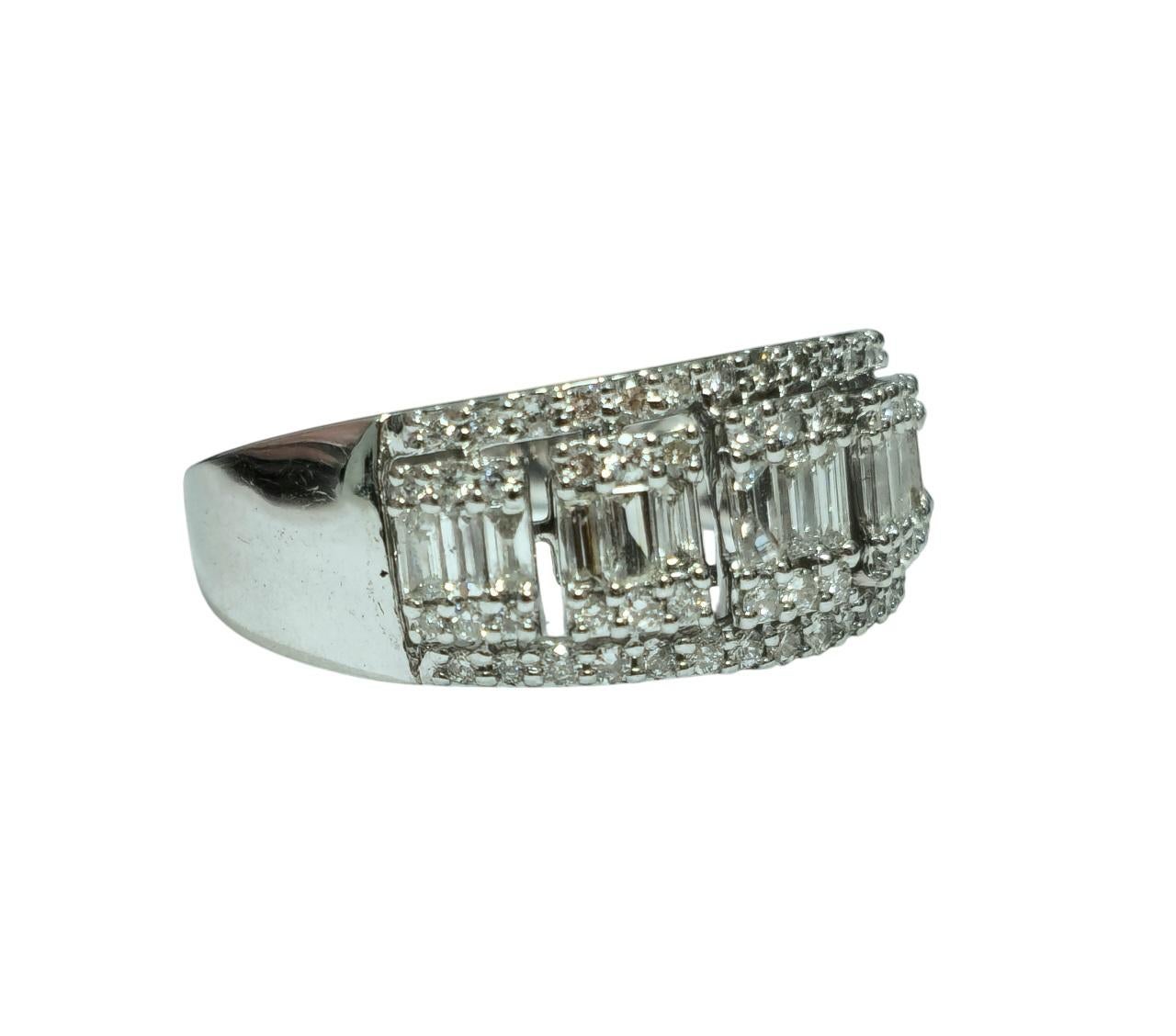 Baguette Cut Womens, Vintage 1.35ct Diamonds in 14k White Gold Ring For Sale