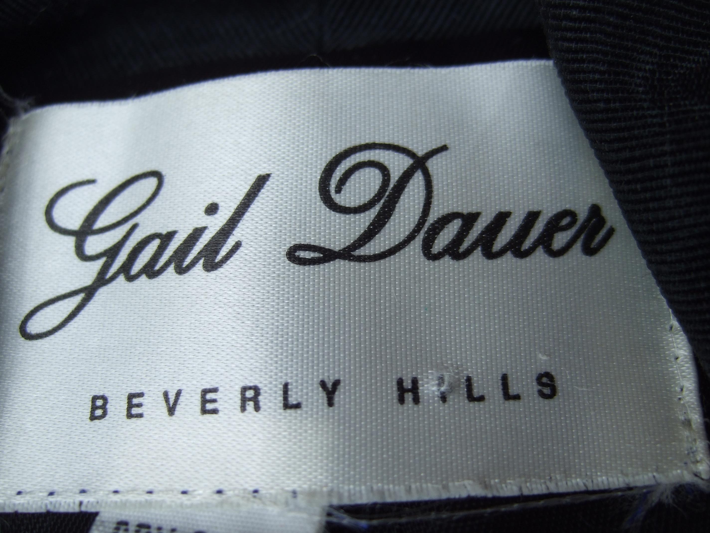 Veste courte médaillon vintage d'inspiration militaire pour femme Beverly Hills vers 1980 en vente 15