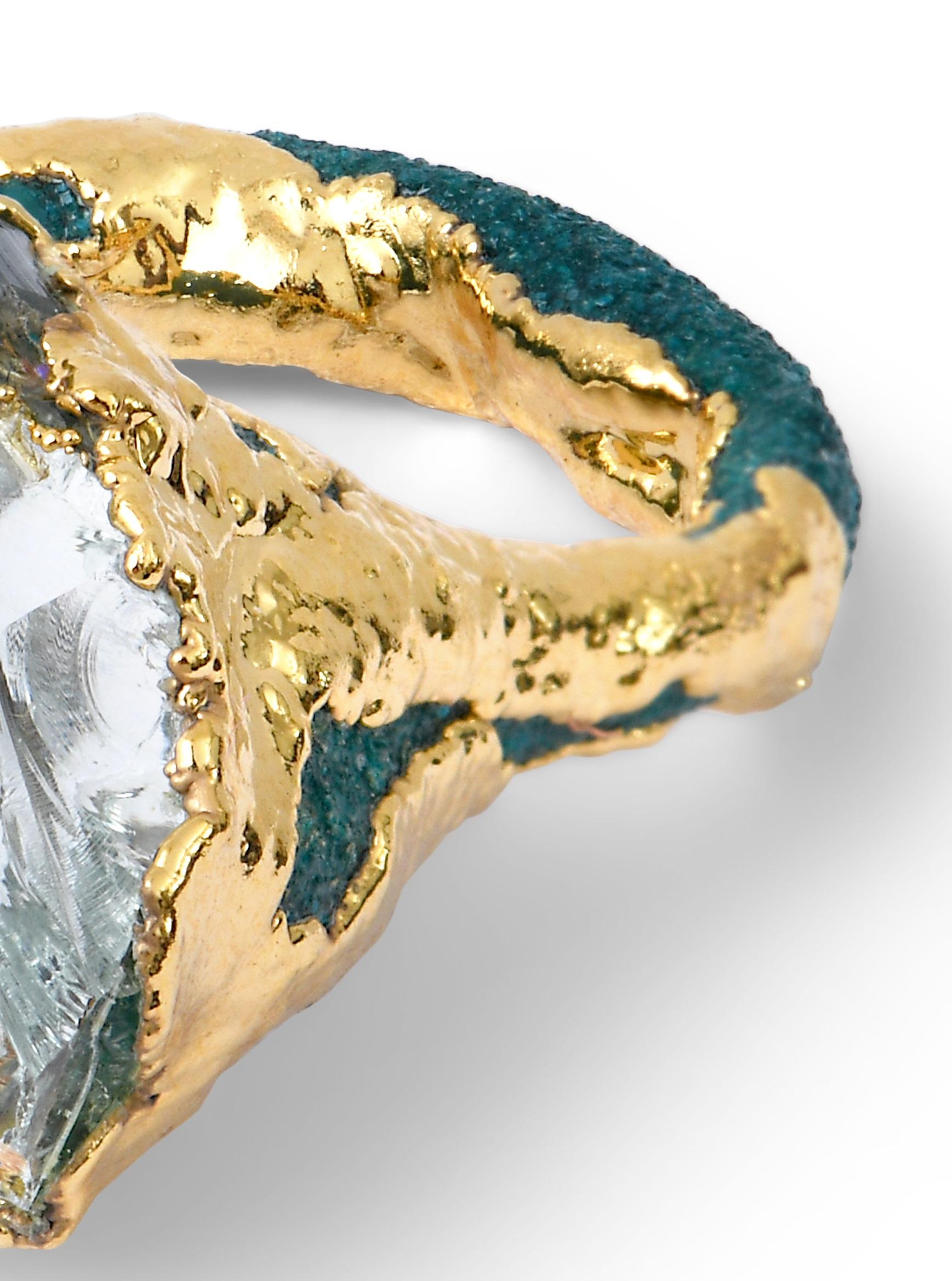 Français Wonder Sapiens 6 Bague sculptée à la main en bronze plaqué or 24k par Marion Fillancq en vente