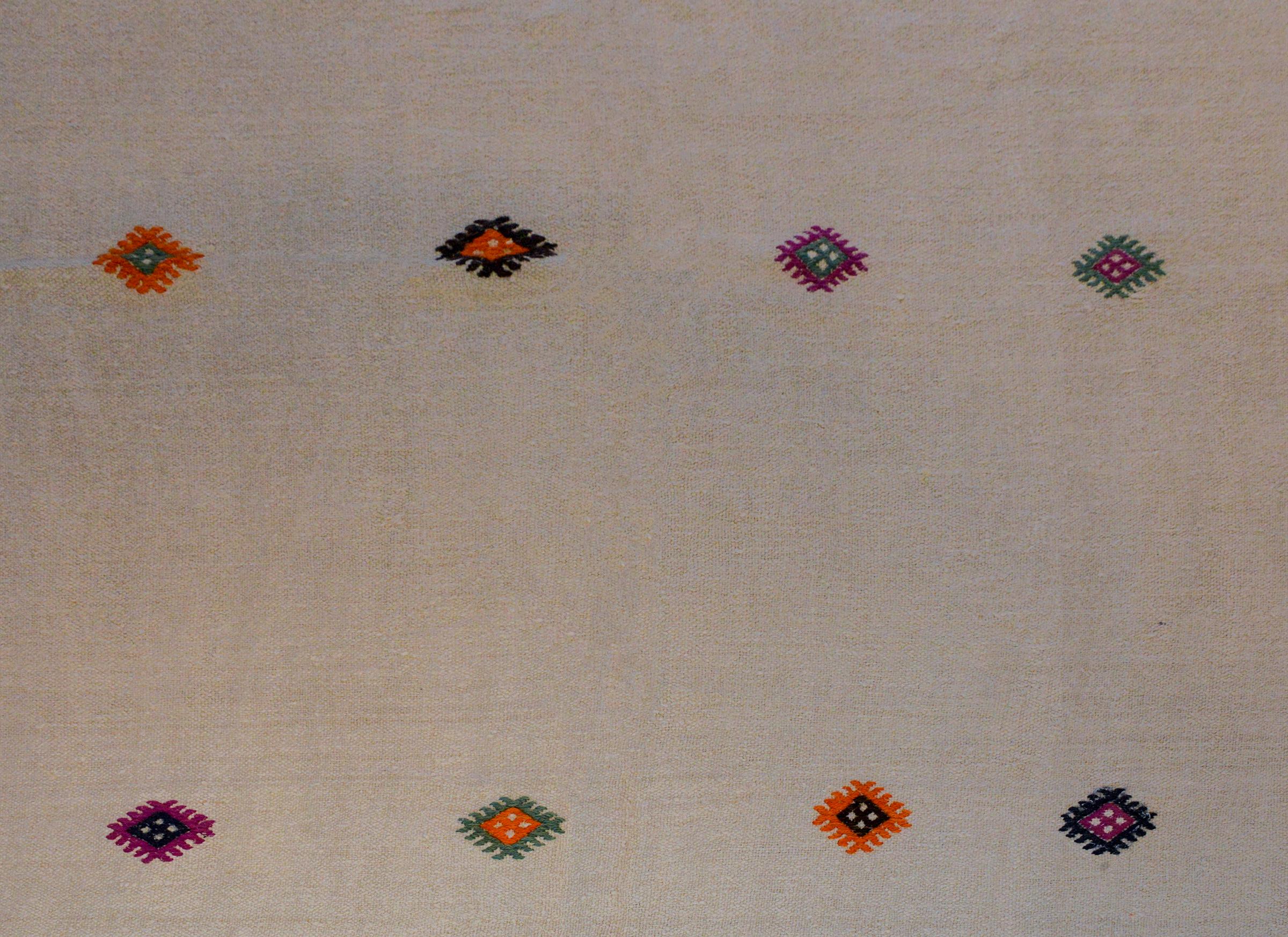 Laine Merveilleux tapis Kilim Konya Vintage en vente