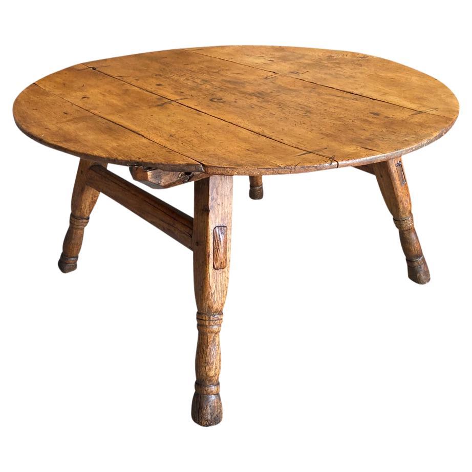 Wonderful 18th Century Swiss Table Vigneron - Wine Tasting Table For Sale