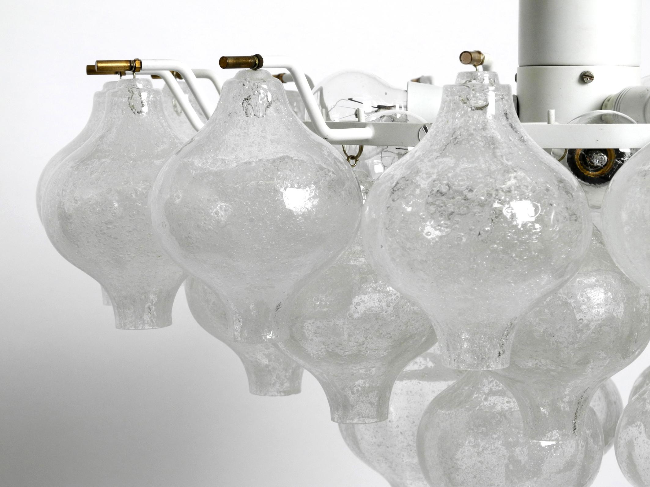 Wonderful 1960s J. T. Kalmar Franken Tulipan Ice Glass Ball Ceiling Lamp In Good Condition In München, DE