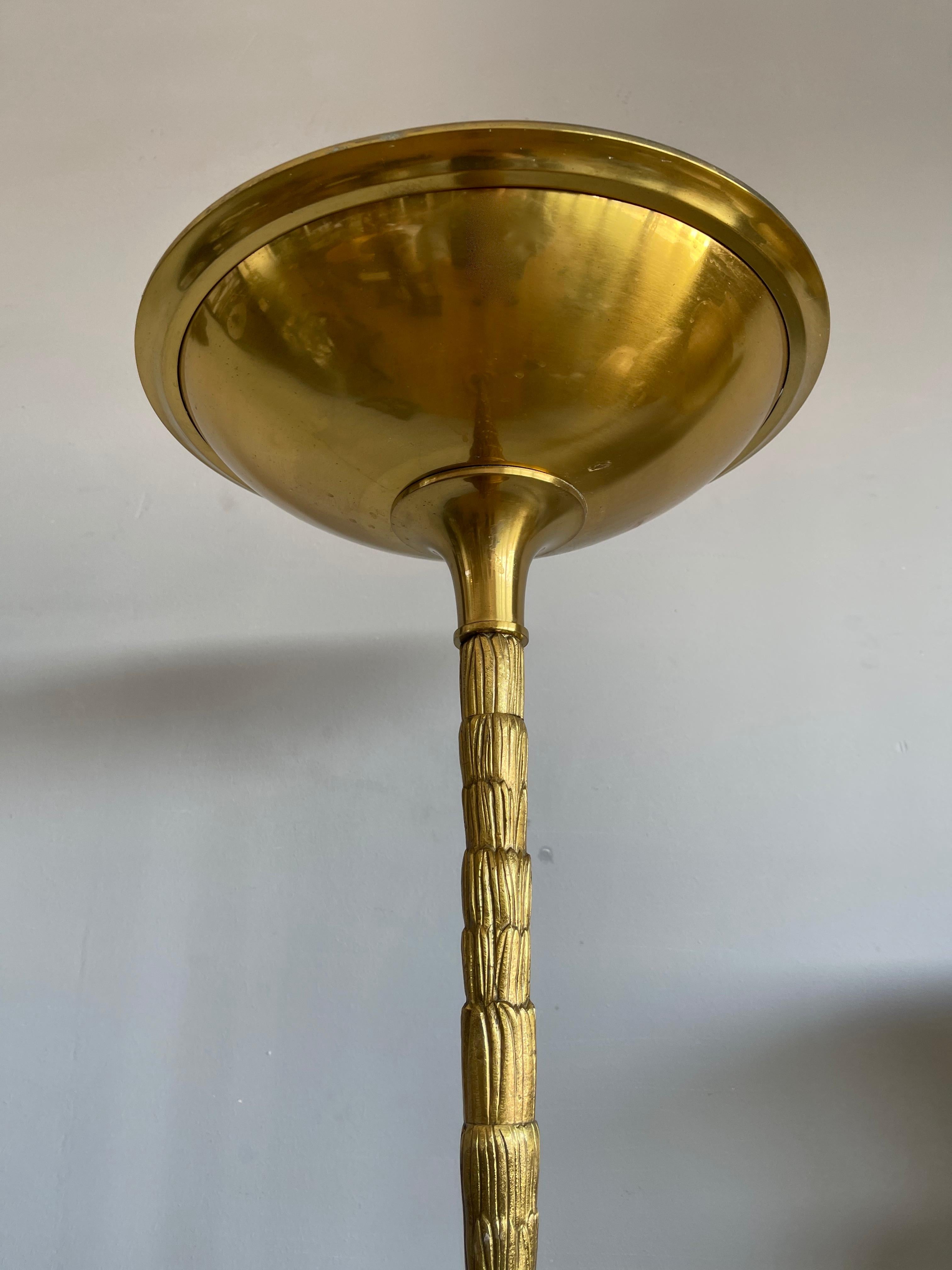 Magnifique lampadaire en bronze doré de la Maison Bagus attribué à 1970, motif de palmier en vente 6