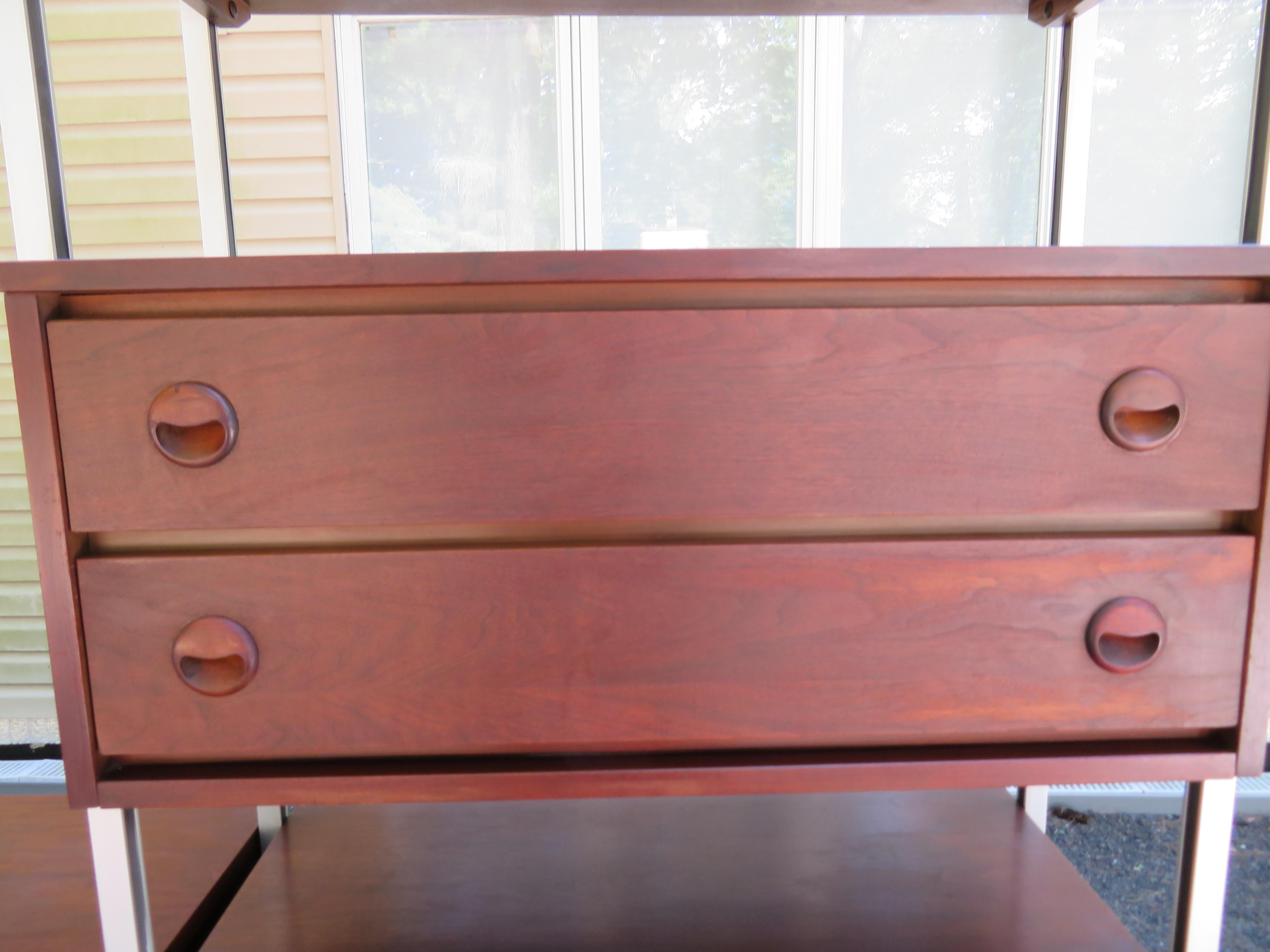 Wonderful 3 Bay Freestanding Walnut Wall Unit Stanley Mid-Century Modern For Sale 8