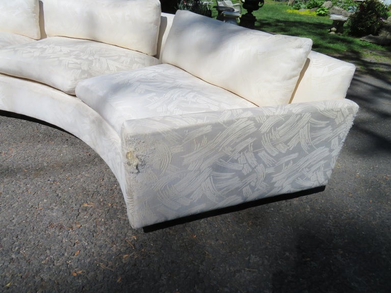 Wonderful 3 Piece Milo Baughman Circular Sofa Sectional Mid-Century Modern In Good Condition For Sale In Pemberton, NJ