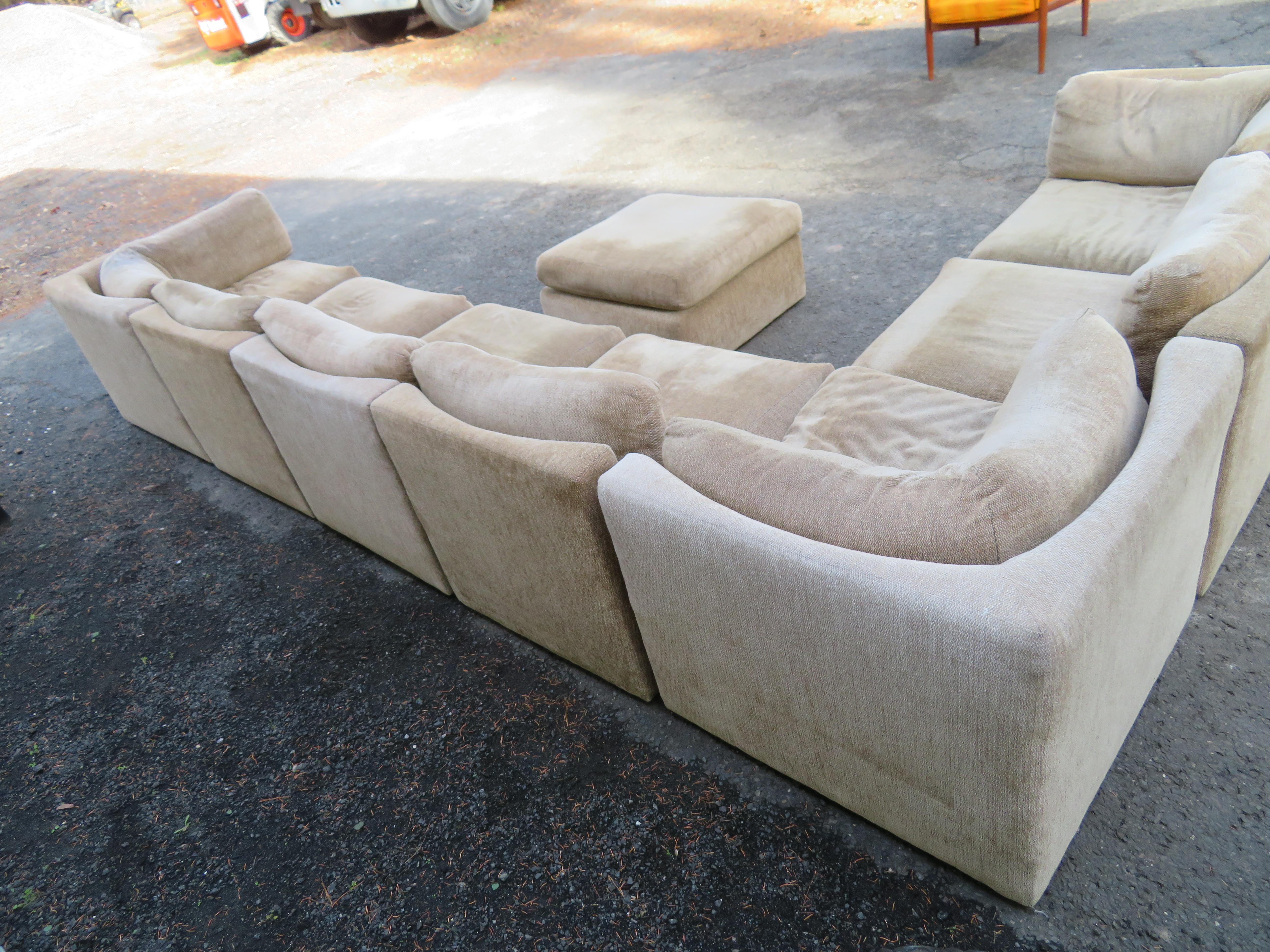 Upholstery Wonderful 8-Piece Milo Baughman Curved Seat Sectional Sofa Mid-Century Modern