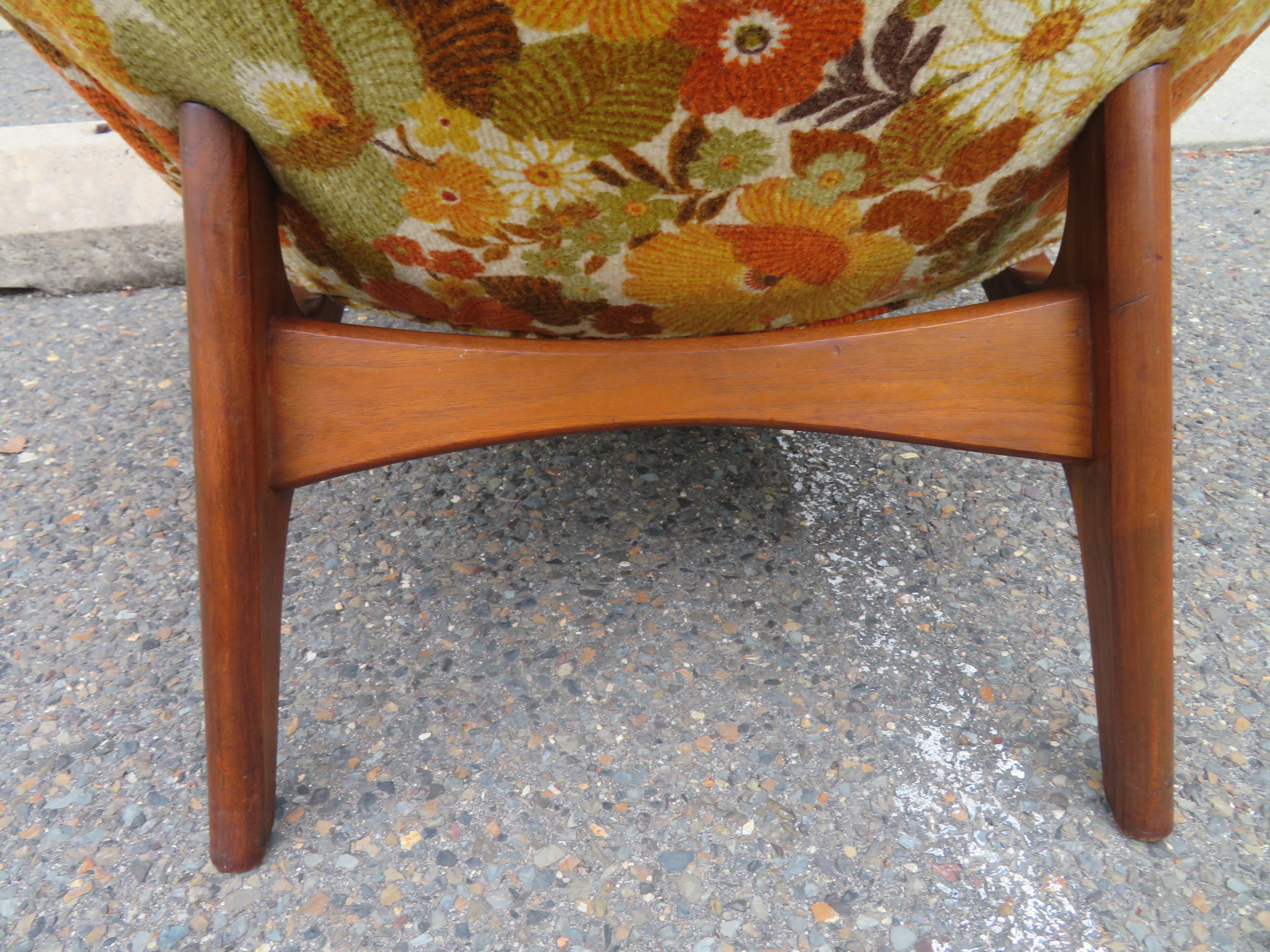 Wonderful Adrian Pearsall Wing High Back Chair Craft Associates Model 2231-C In Good Condition In Pemberton, NJ