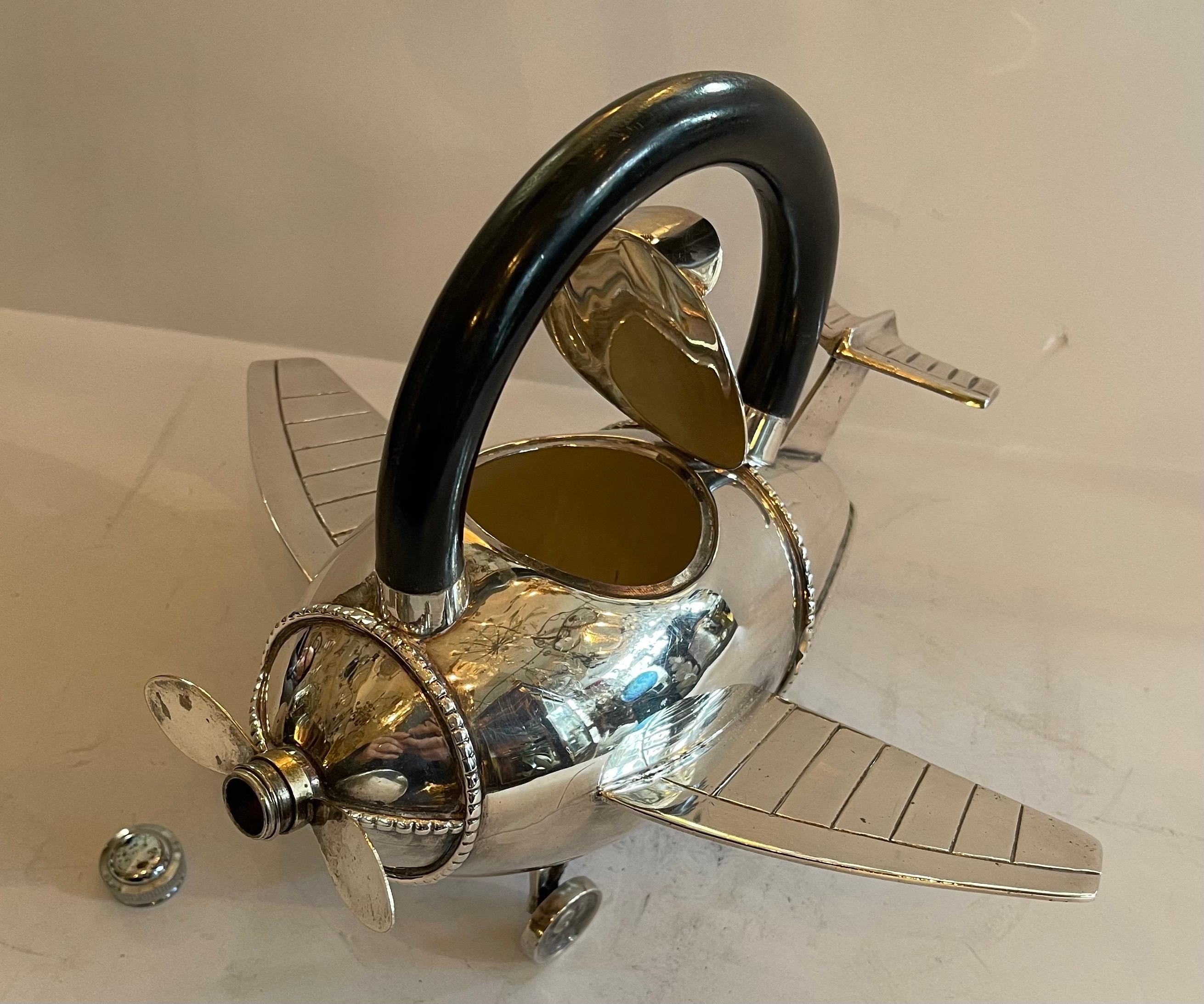 airplane martini shaker