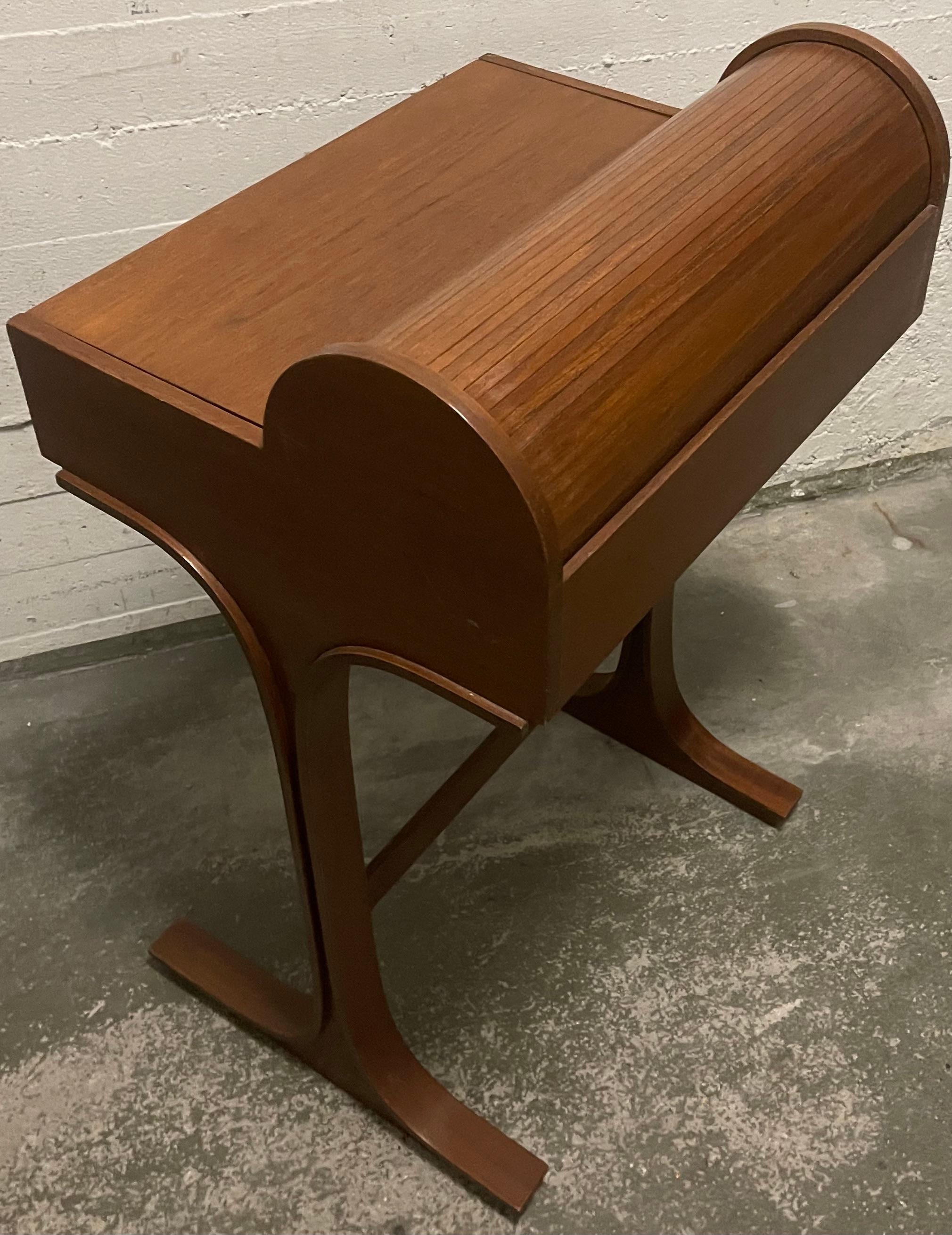 Wonderful, Amazing and Exclusive Frattini Desk For Sale 7