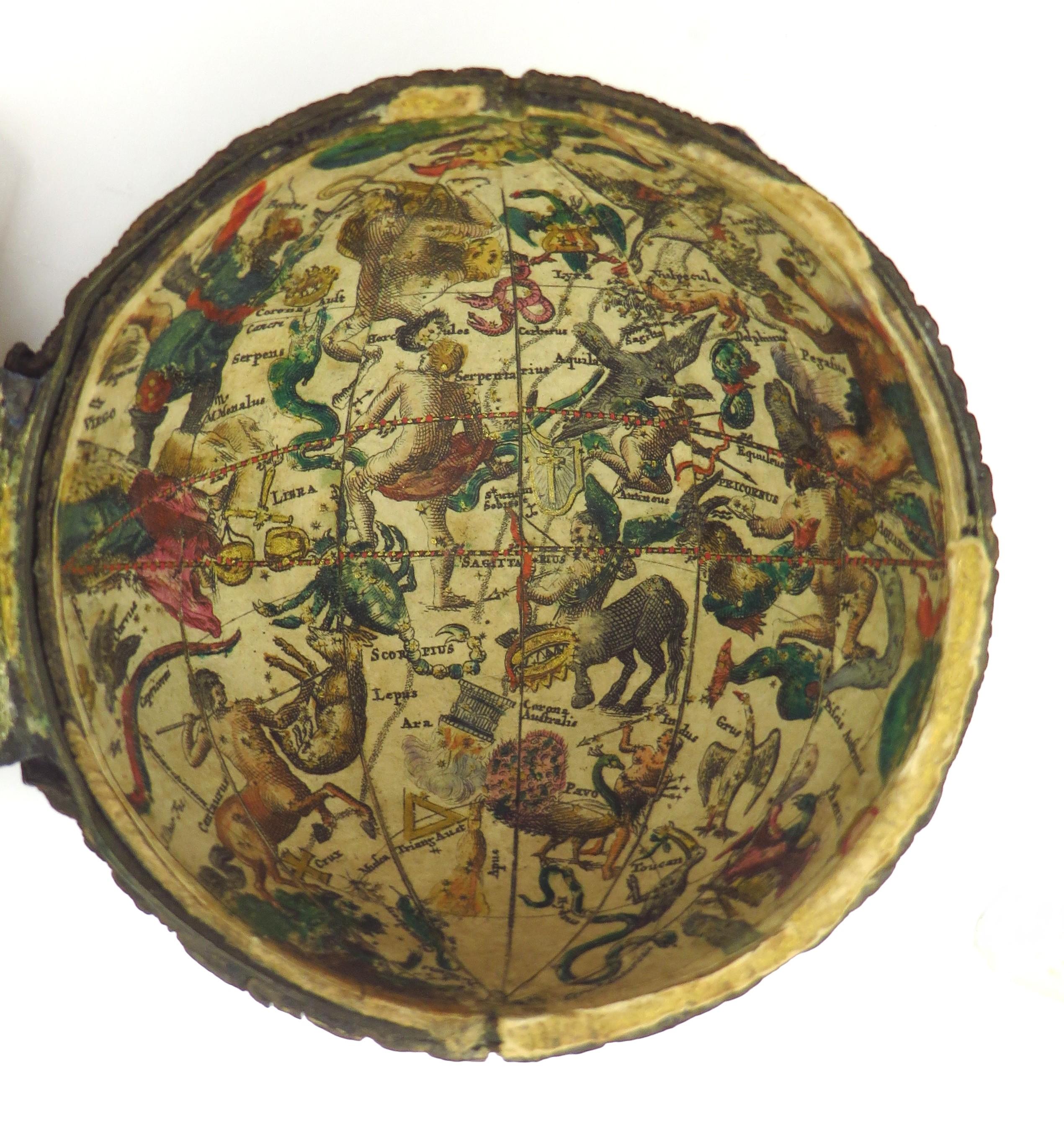 Merveilleux et extrêmement rare globe de poche néerlandais en vente 5