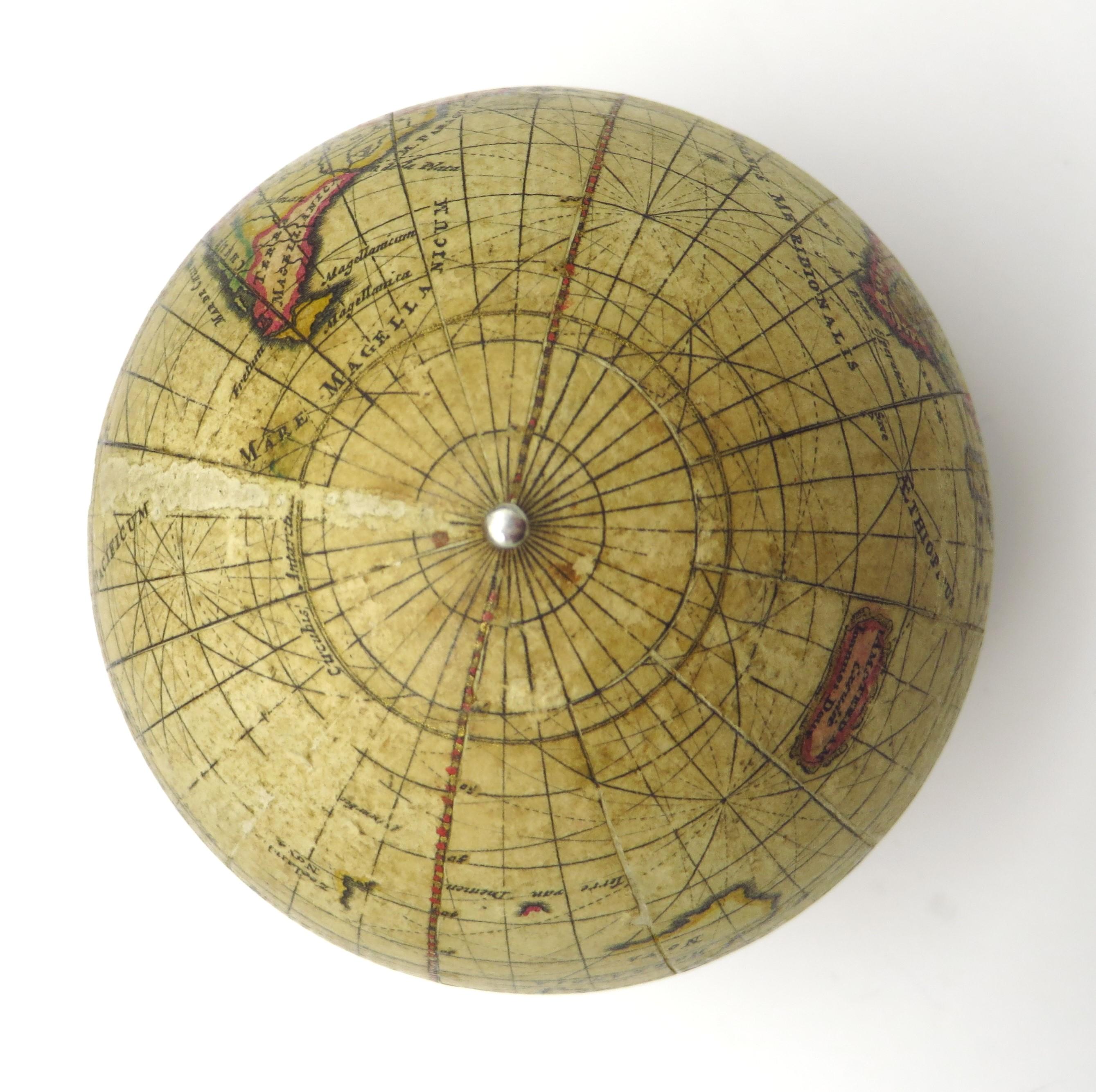 Wonderful and extremely rare Dutch pocketglobe For Sale 12