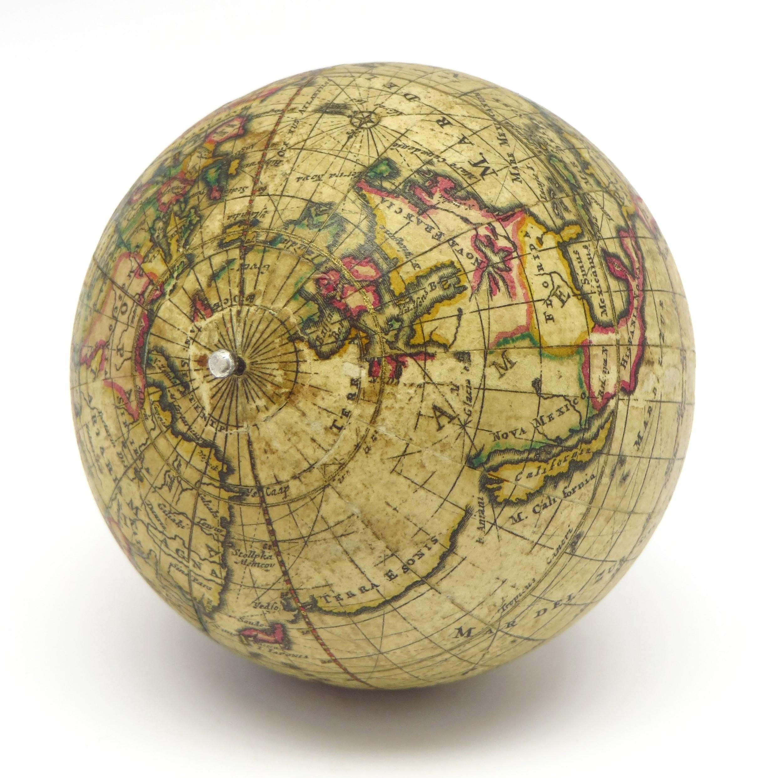 Wonderful and extremely rare Dutch pocketglobe For Sale 1