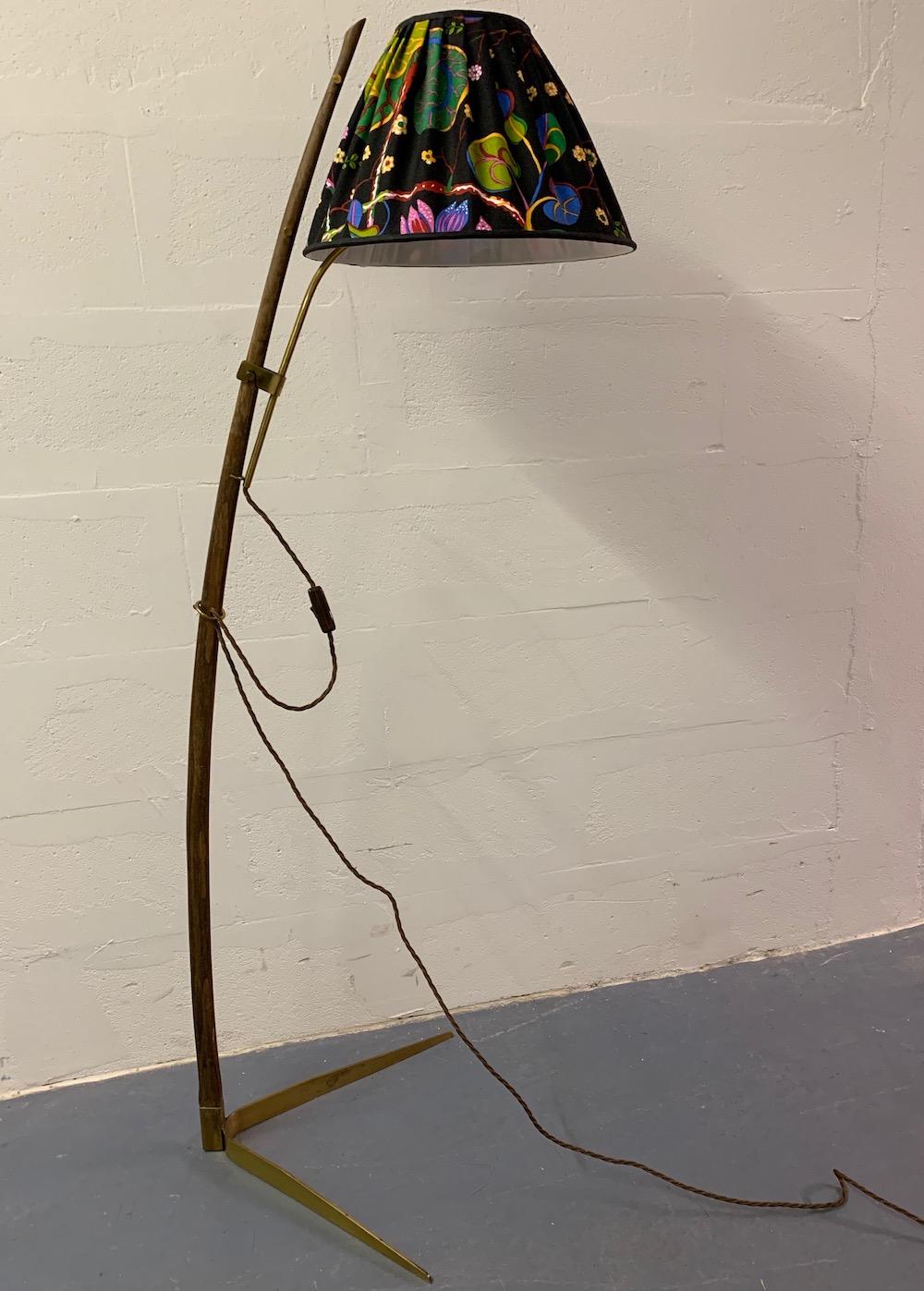 Milieu du XXe siècle Merveilleuse et rare variante du célèbre lampadaire Dornstab en vente