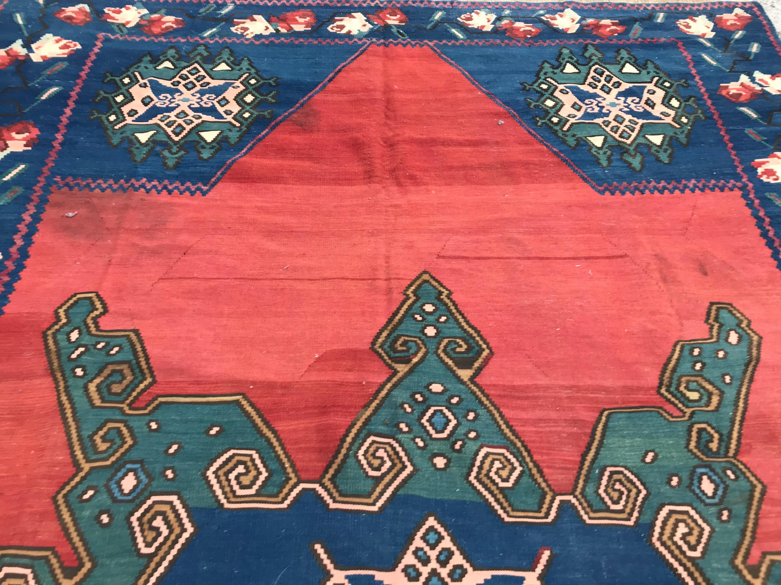 Merveilleux tapis plat arménien ancien Kilim de Karabagh en vente 9