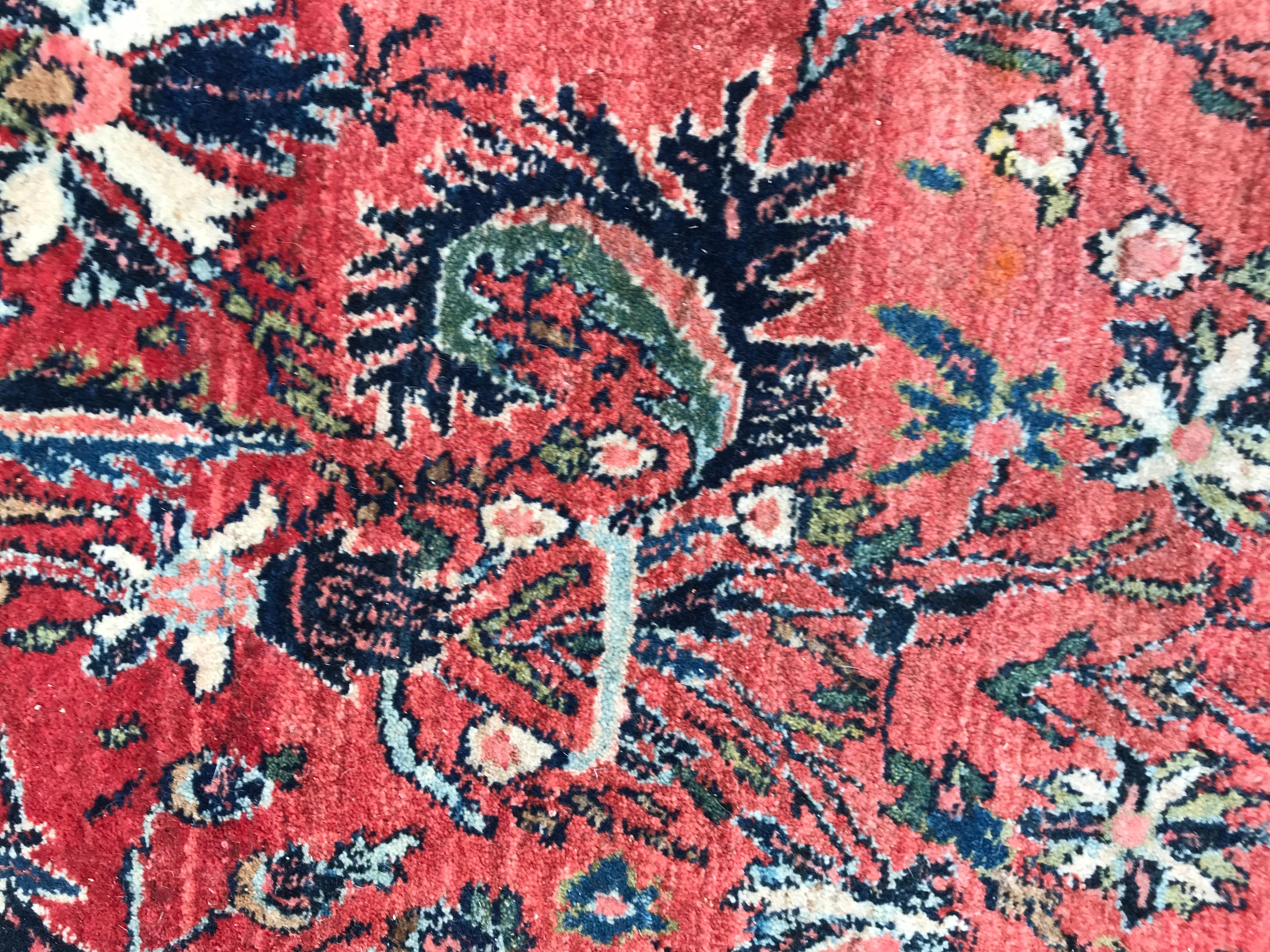 Wunderschöner antiker Bijar-Teppich (19. Jahrhundert) im Angebot