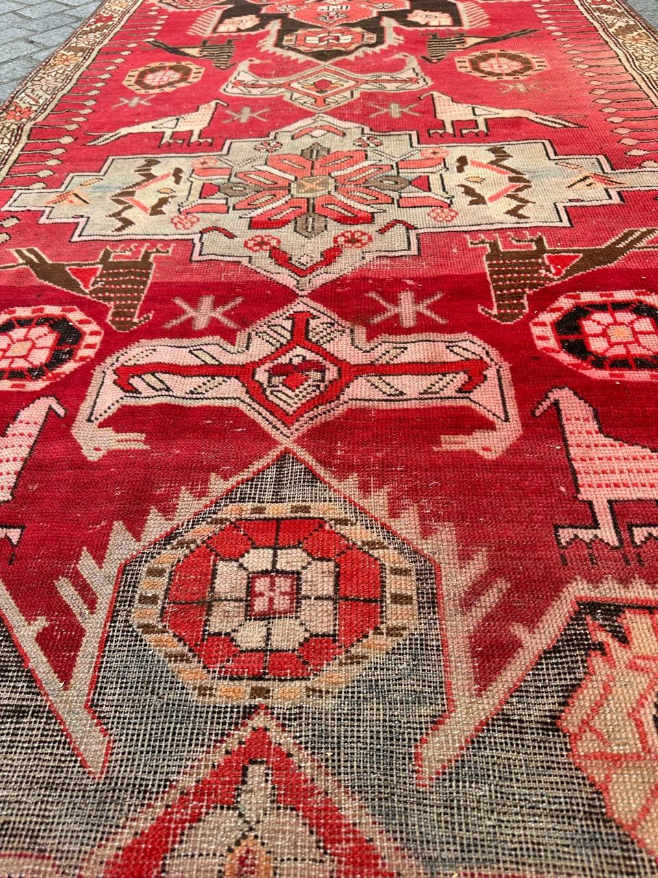 Merveilleux long tapis de couloir caucasien ancien Karabagh en vente 6