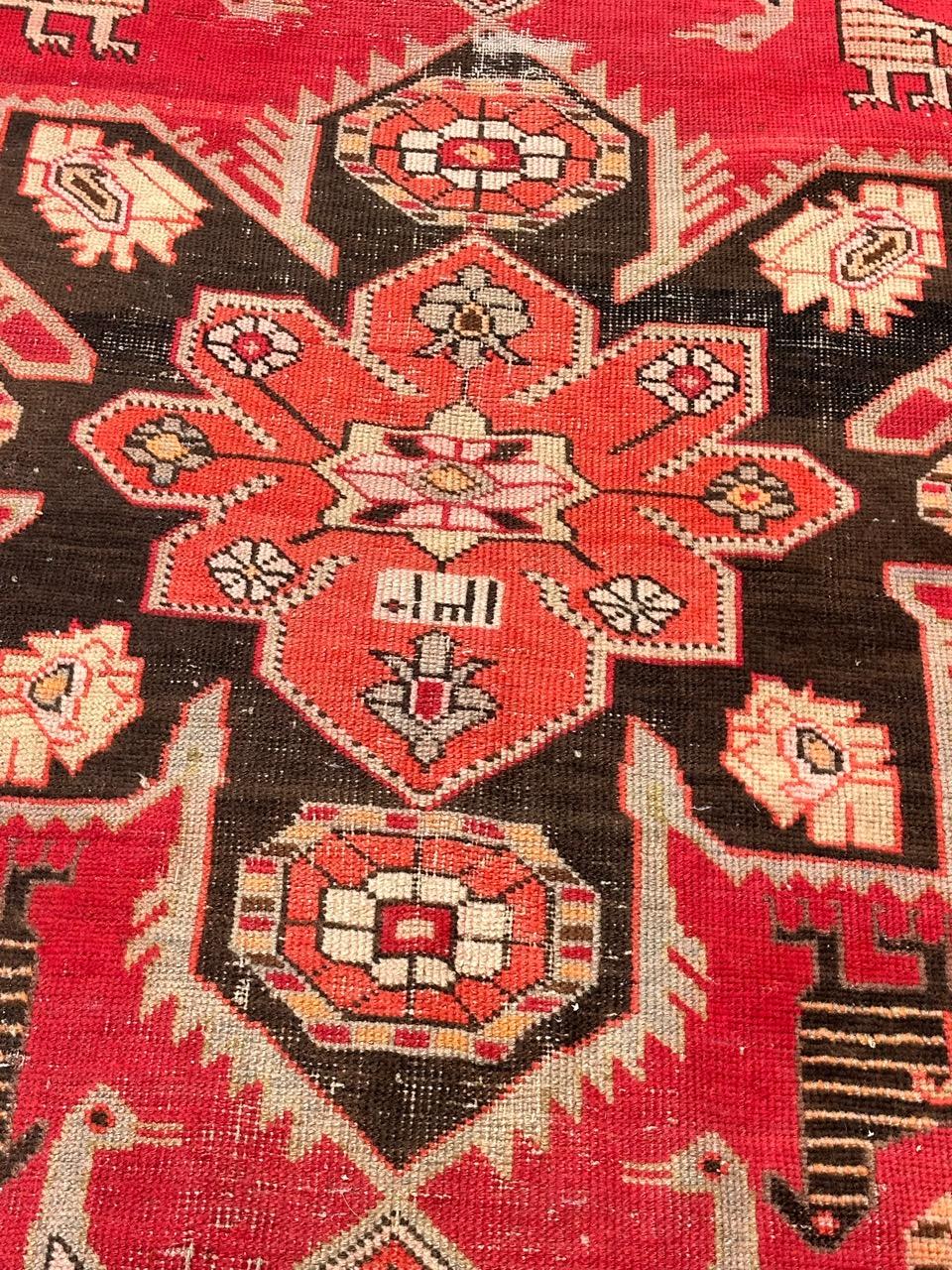 Merveilleux long tapis de couloir caucasien ancien Karabagh en vente 9