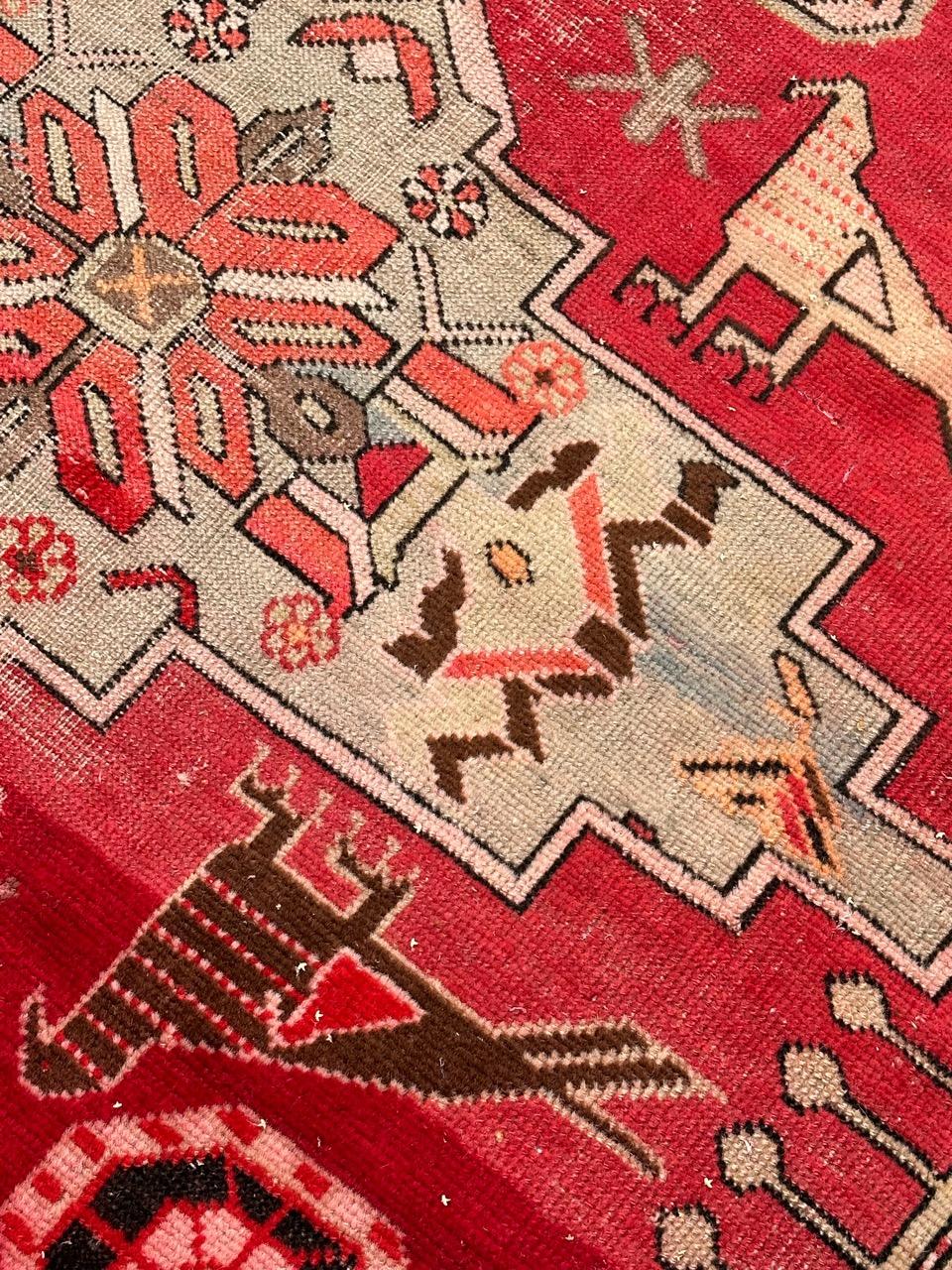 Merveilleux long tapis de couloir caucasien ancien Karabagh en vente 12
