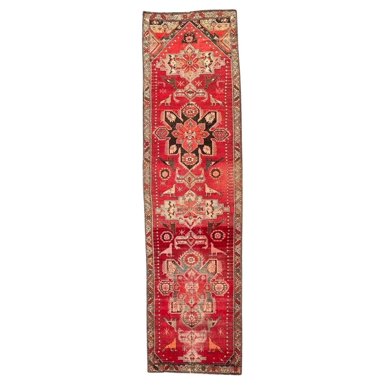 Merveilleux long tapis de couloir caucasien ancien Karabagh en vente