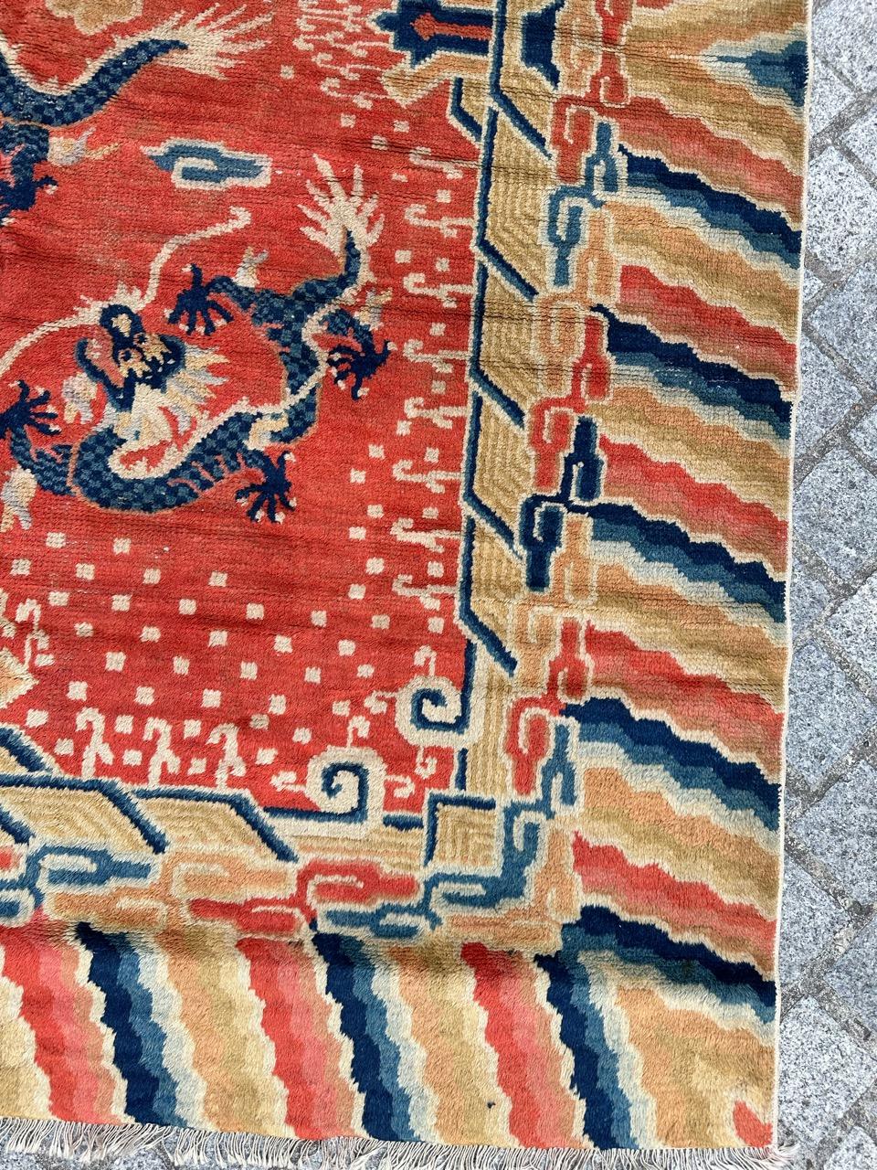 Bobyrug’s Wonderful antique Chinese dragon design rug  In Good Condition For Sale In Saint Ouen, FR