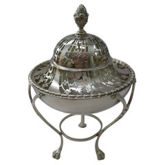 Meravigliosa cassetta in argento sterling inglese di Walker & Hall - 1911