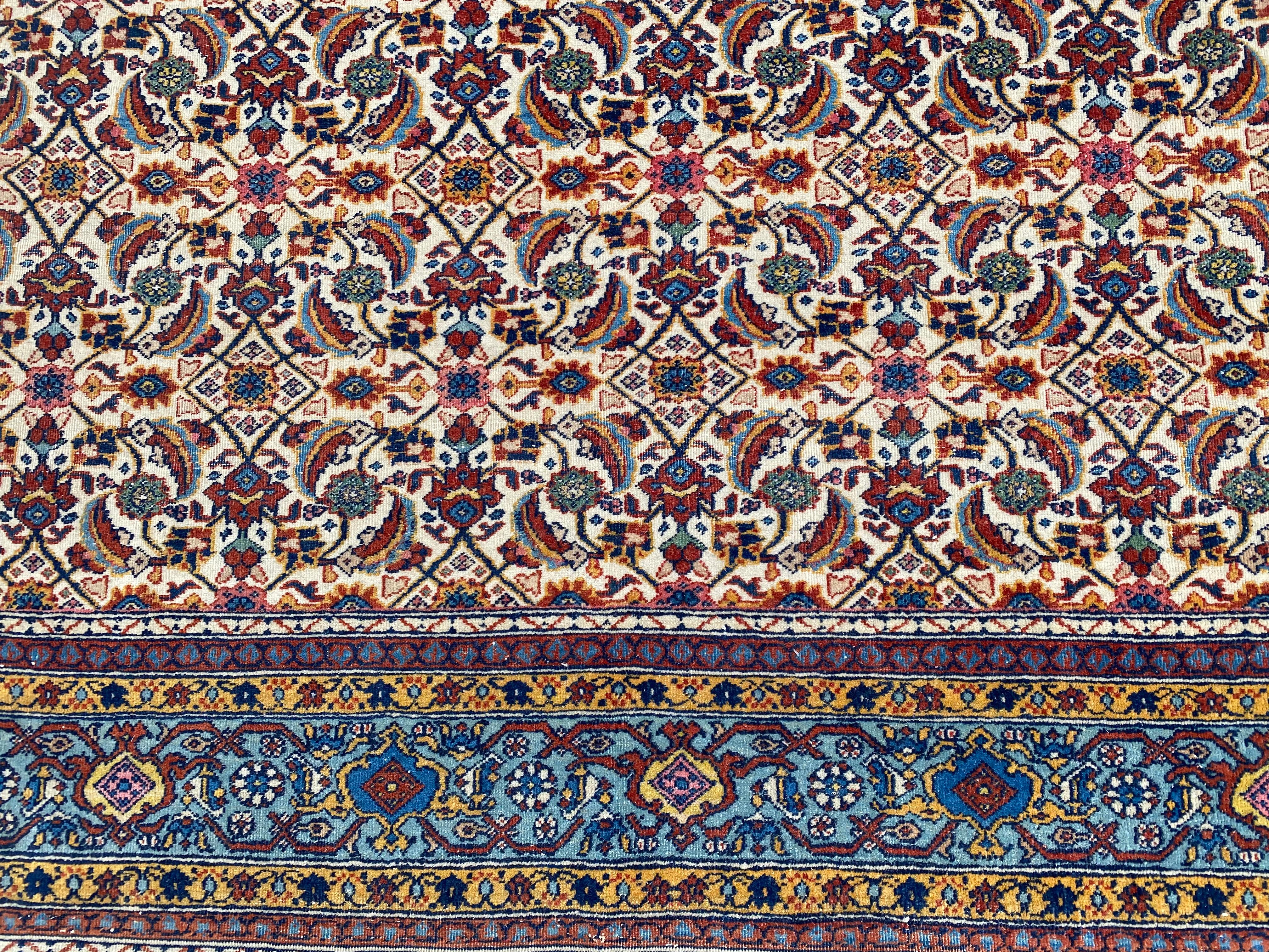 Wunderschöner antiker extrem feiner Täbris-Teppich (Asiatisch) im Angebot