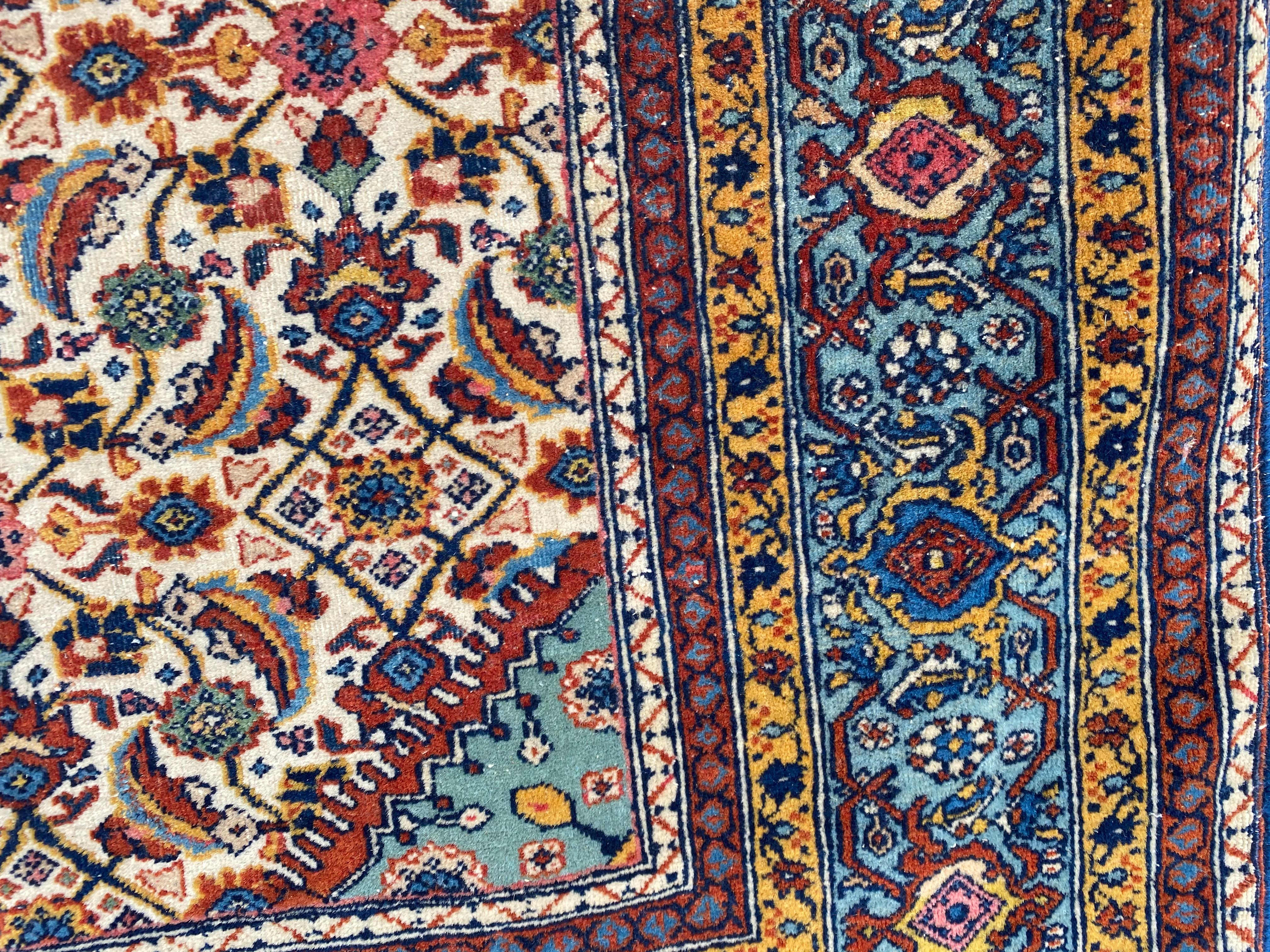 Wunderschöner antiker extrem feiner Täbris-Teppich (Handgeknüpft) im Angebot