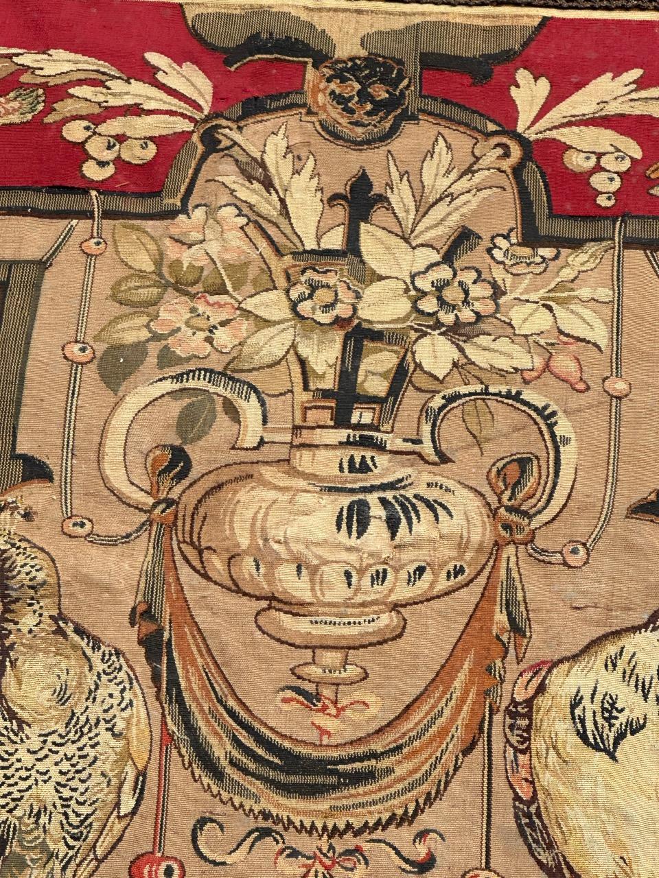 Meraviglioso arazzo di Aubusson in seta francese, tessuto a mano, antico e di pregio in vendita 3