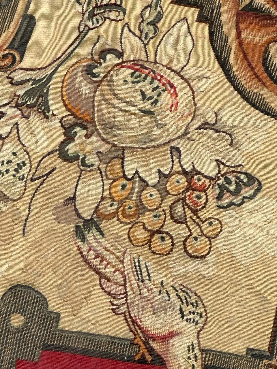 Meraviglioso arazzo di Aubusson in seta francese, tessuto a mano, antico e di pregio in vendita 9