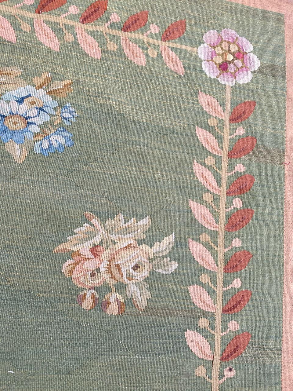 Merveilleux tapis français ancien de conception Empire d'Aubusson en vente 5