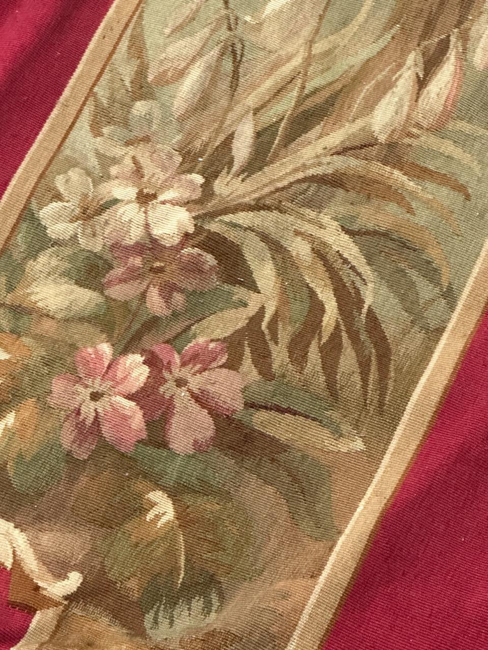 Wunderschöner antiker französischer handgewebter Aubusson-Wandteppich für Volant im Angebot 4