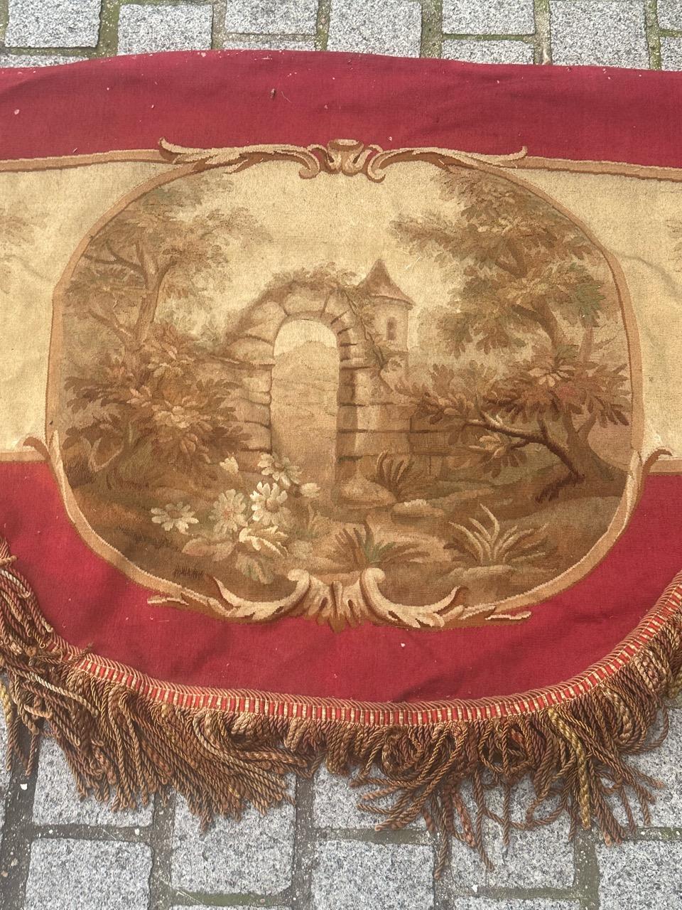 Wunderschöner antiker französischer handgewebter Aubusson-Wandteppich für Volant im Zustand „Gut“ im Angebot in Saint Ouen, FR