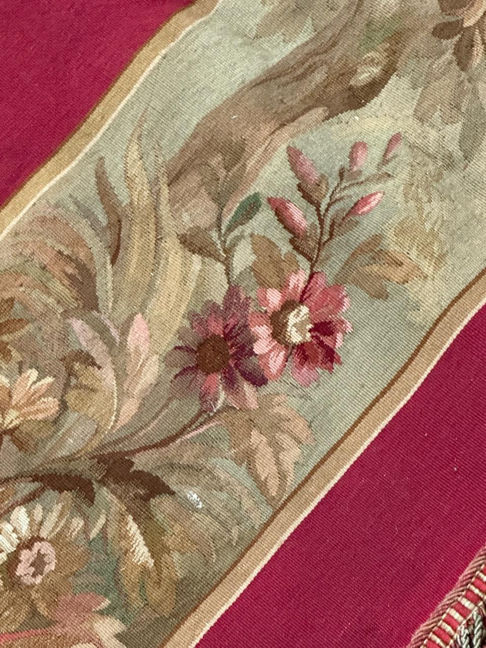 Wunderschöner antiker französischer handgewebter Aubusson-Wandteppich für Volant im Angebot 1