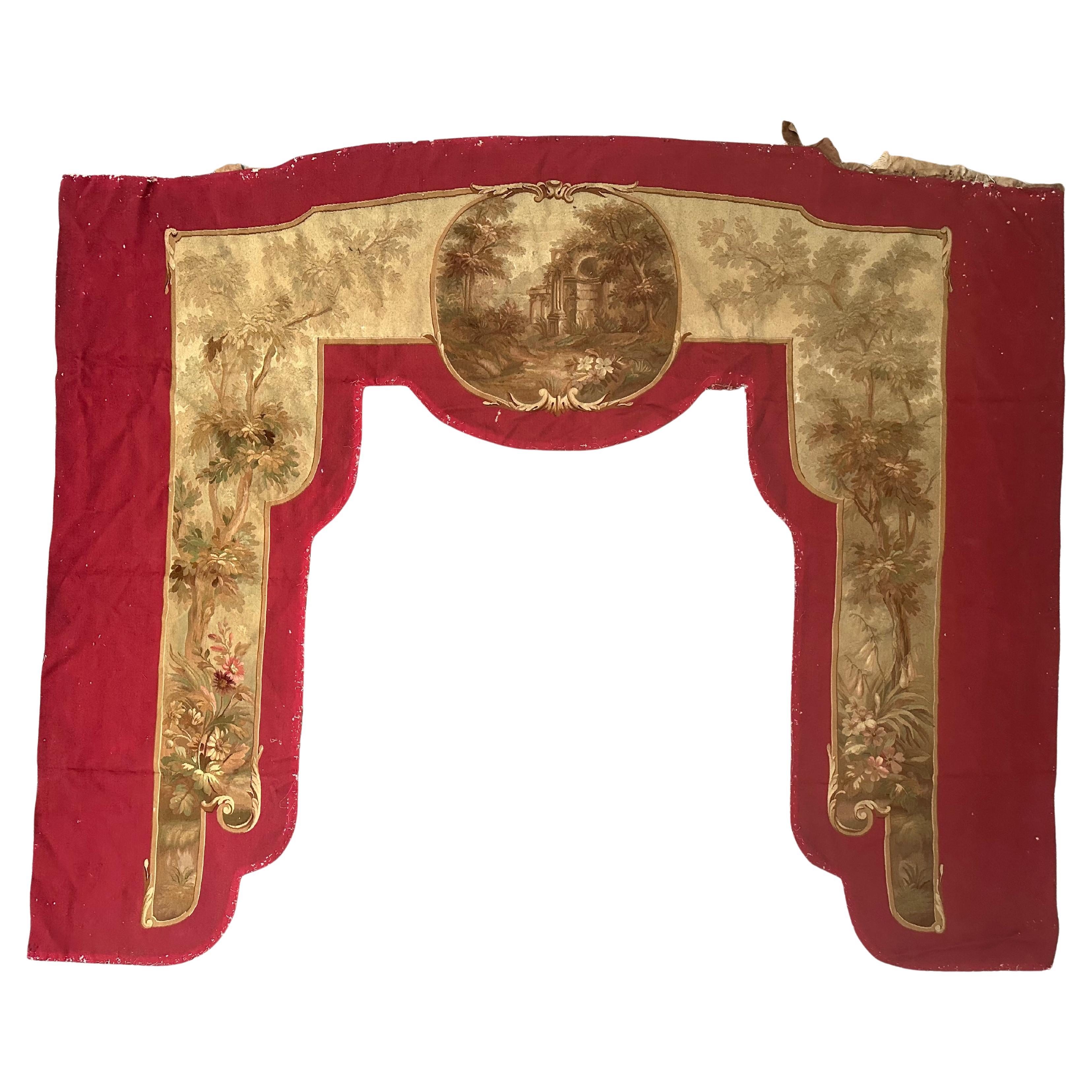 Wunderschöner antiker französischer handgewebter Aubusson-Wandteppich für Volant