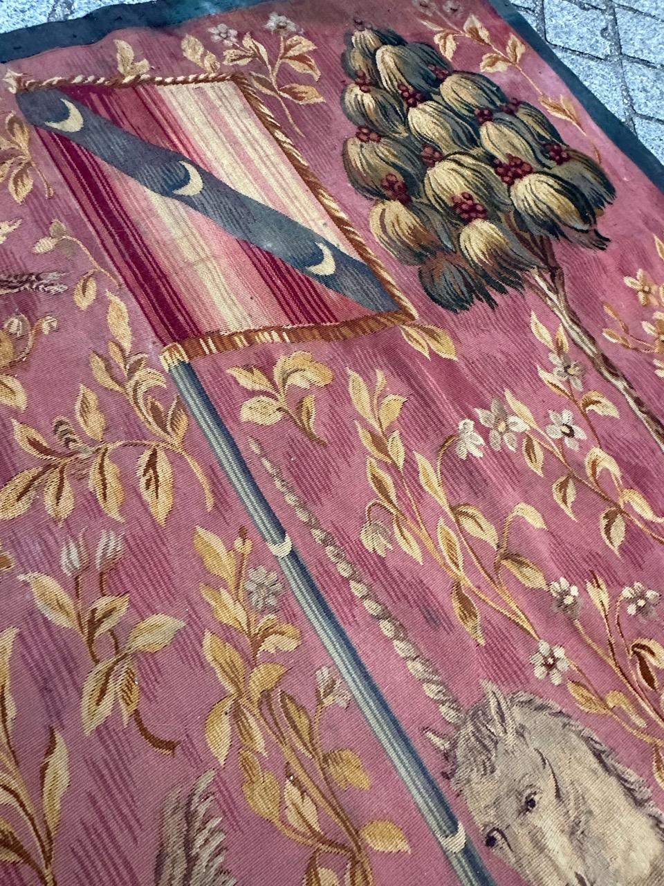 Wunderschöner antiker französischer handgewebter Aubusson-Wandteppich 