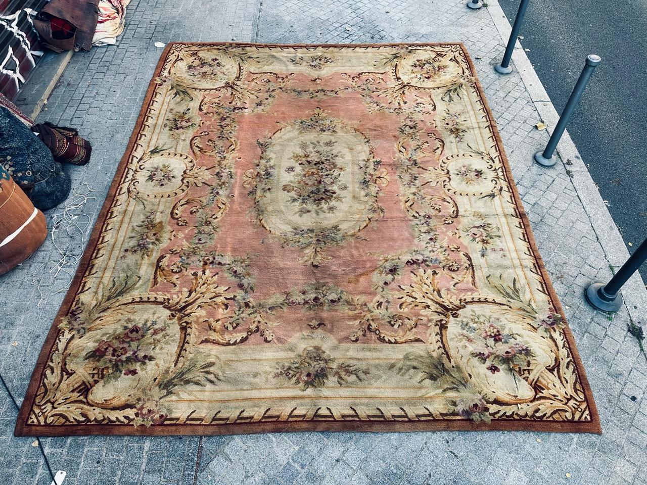Very beautiful 19th century large french savonnerie rug with beautiful floral Napoleon the third design and nice natural colors with a pink field color, entirely hand knotted with wool velvet on cotton and jute foundation.

✨✨✨
