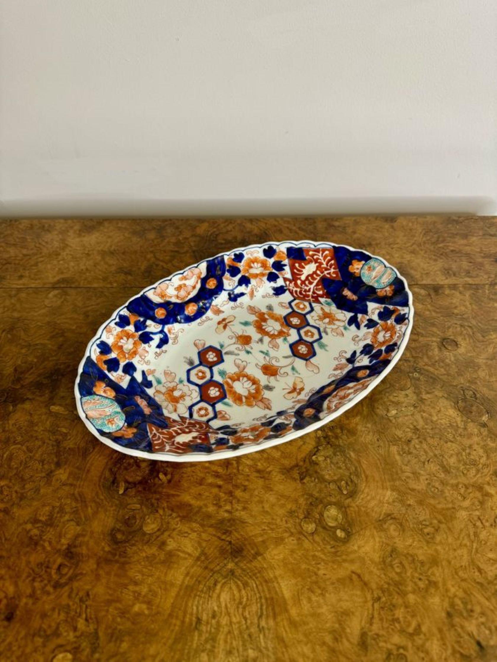 20ième siècle Merveilleux bol japonais ancien de forme ovale en imari en vente