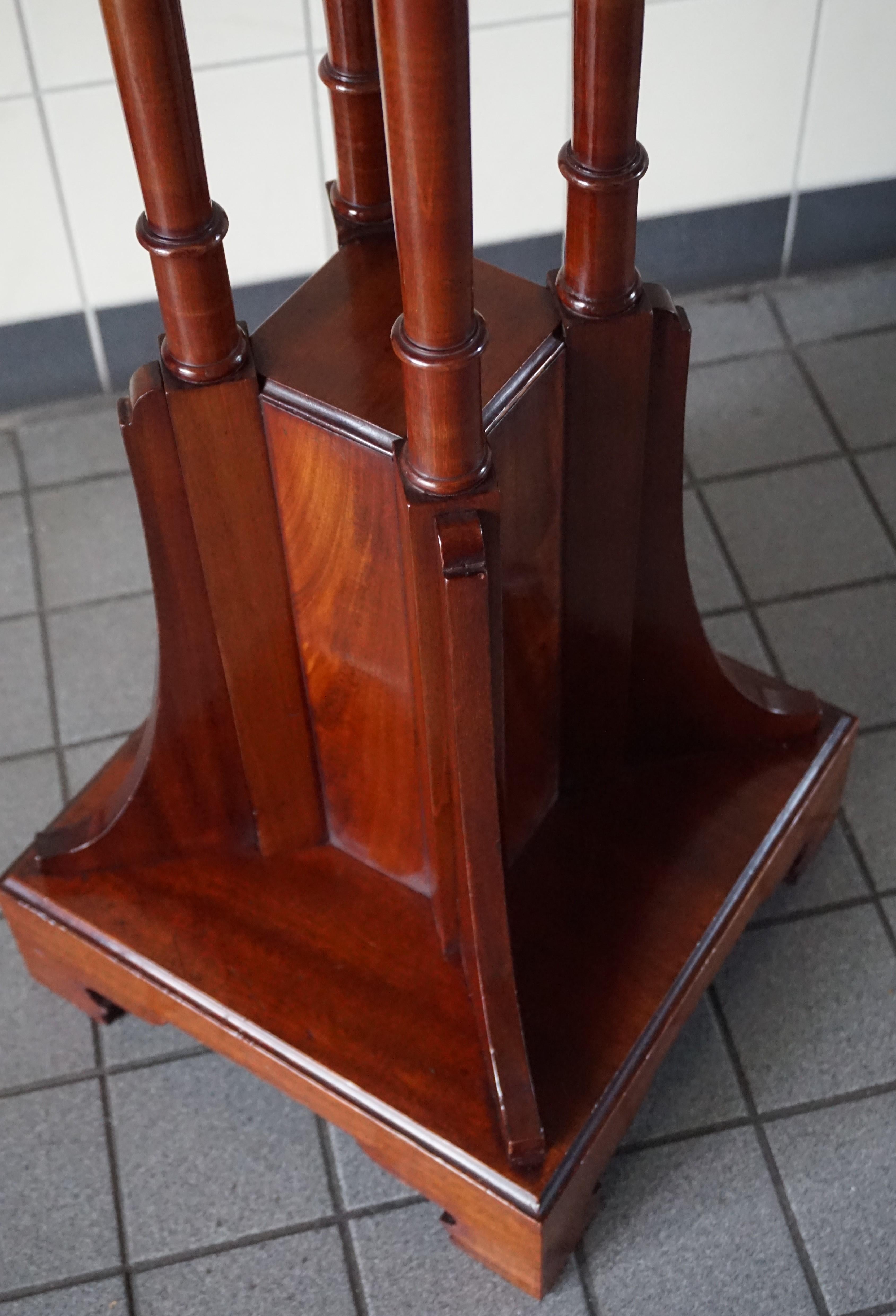 Wonderful Solid Mahogany Arts & Crafts Sculpture Stand Pedestal, circa 1900 3