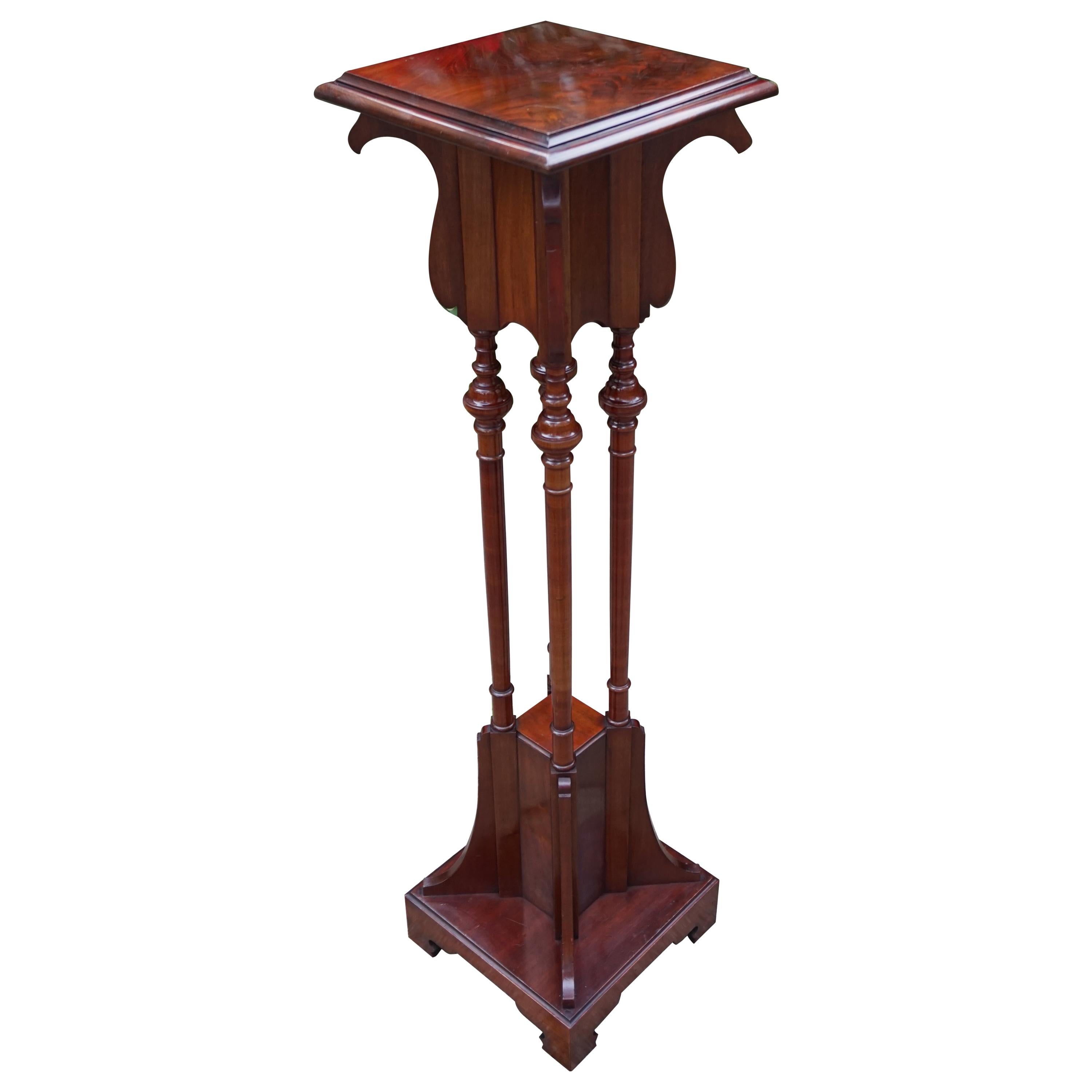 Wonderful Solid Mahogany Arts & Crafts Sculpture Stand Pedestal, circa 1900