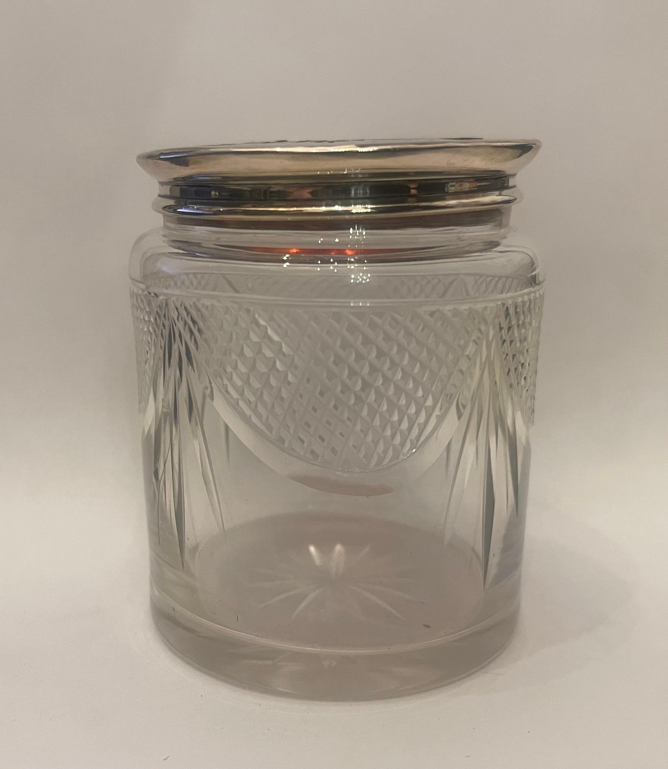 Wonderful Antique Sterling Silver Tortoise Shell Crystal Vanity Box Powder Jar In Good Condition For Sale In Roslyn, NY