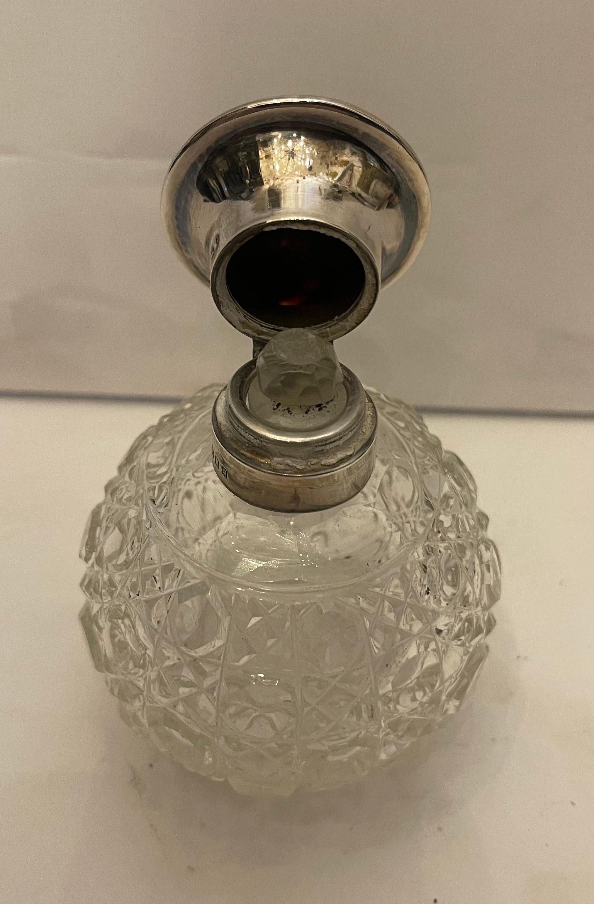 Wonderful Antique Sterling Silver Tortoise Shell Cut Crystal Perfume Bottle In Good Condition For Sale In Roslyn, NY