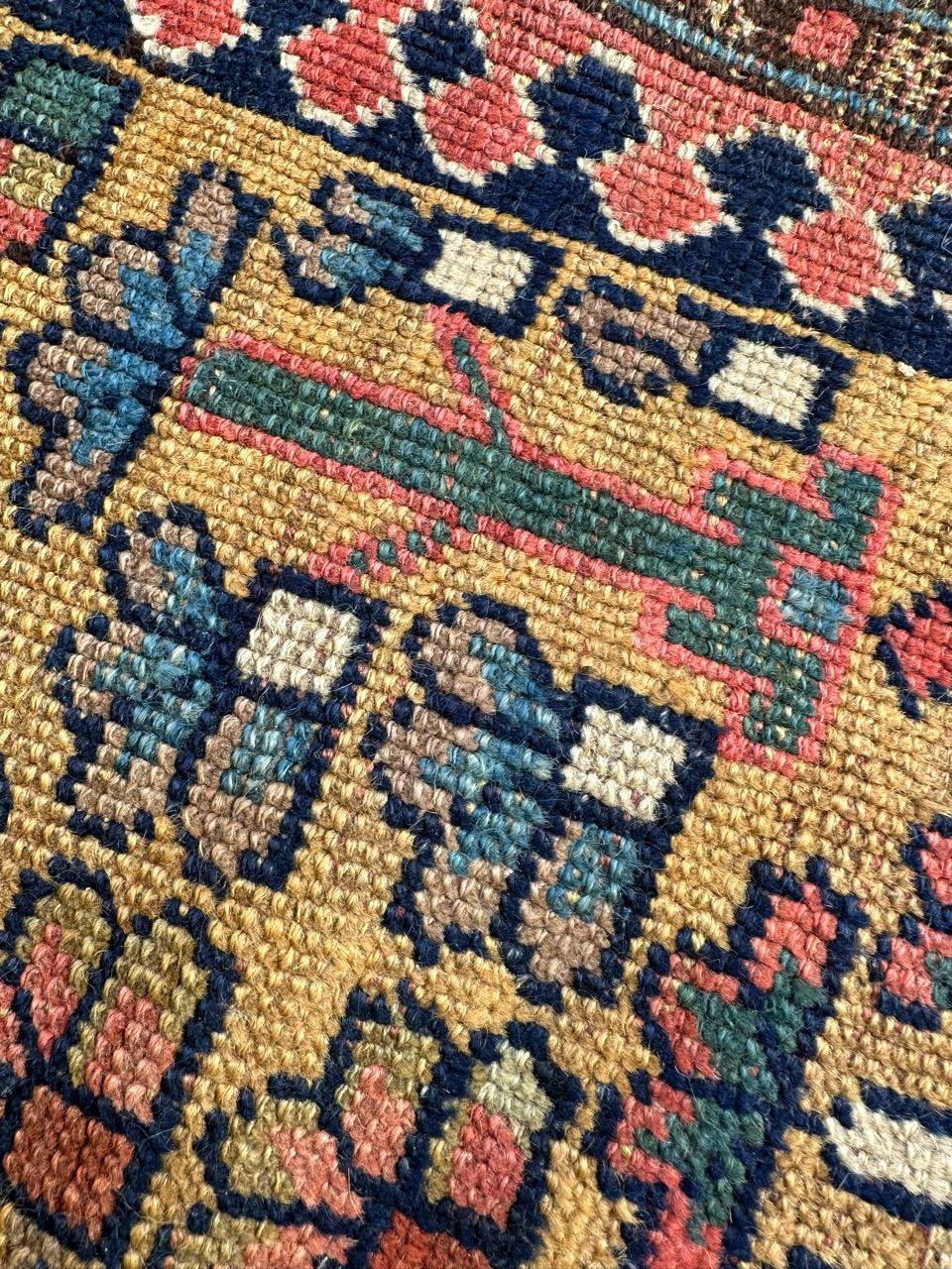 Wunderschöner antiker Sammlerstück Kurdischer oder kaukasischer Teppich mit Stammesmotiven im Angebot 5