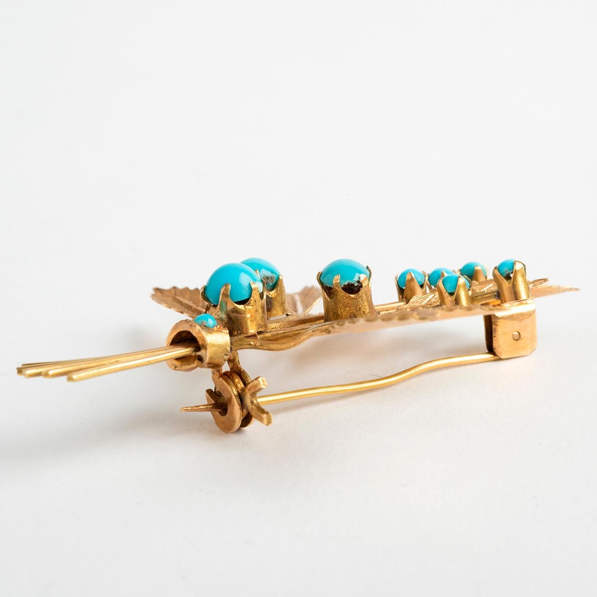 Oval Cut Wonderful Antique Turquoise and Gold Floral Spray Brooch, 15 Carat Yellow Gold