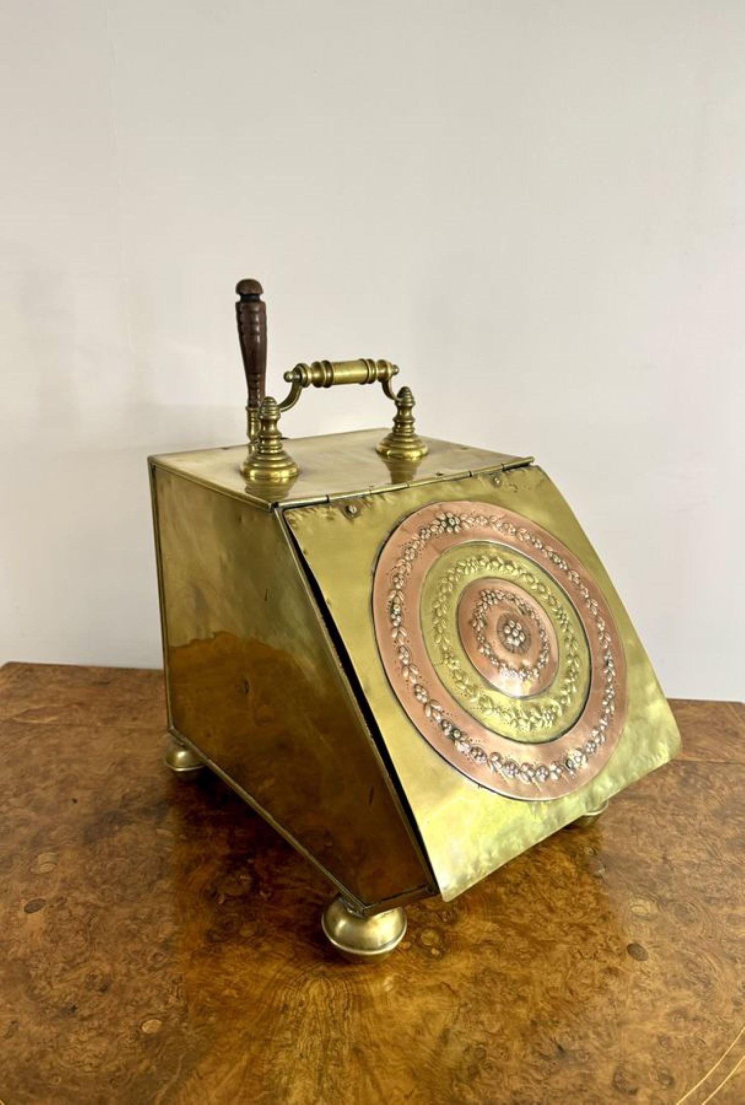 Early Victorian Wonderful antique Victorian brass and copper coal box For Sale