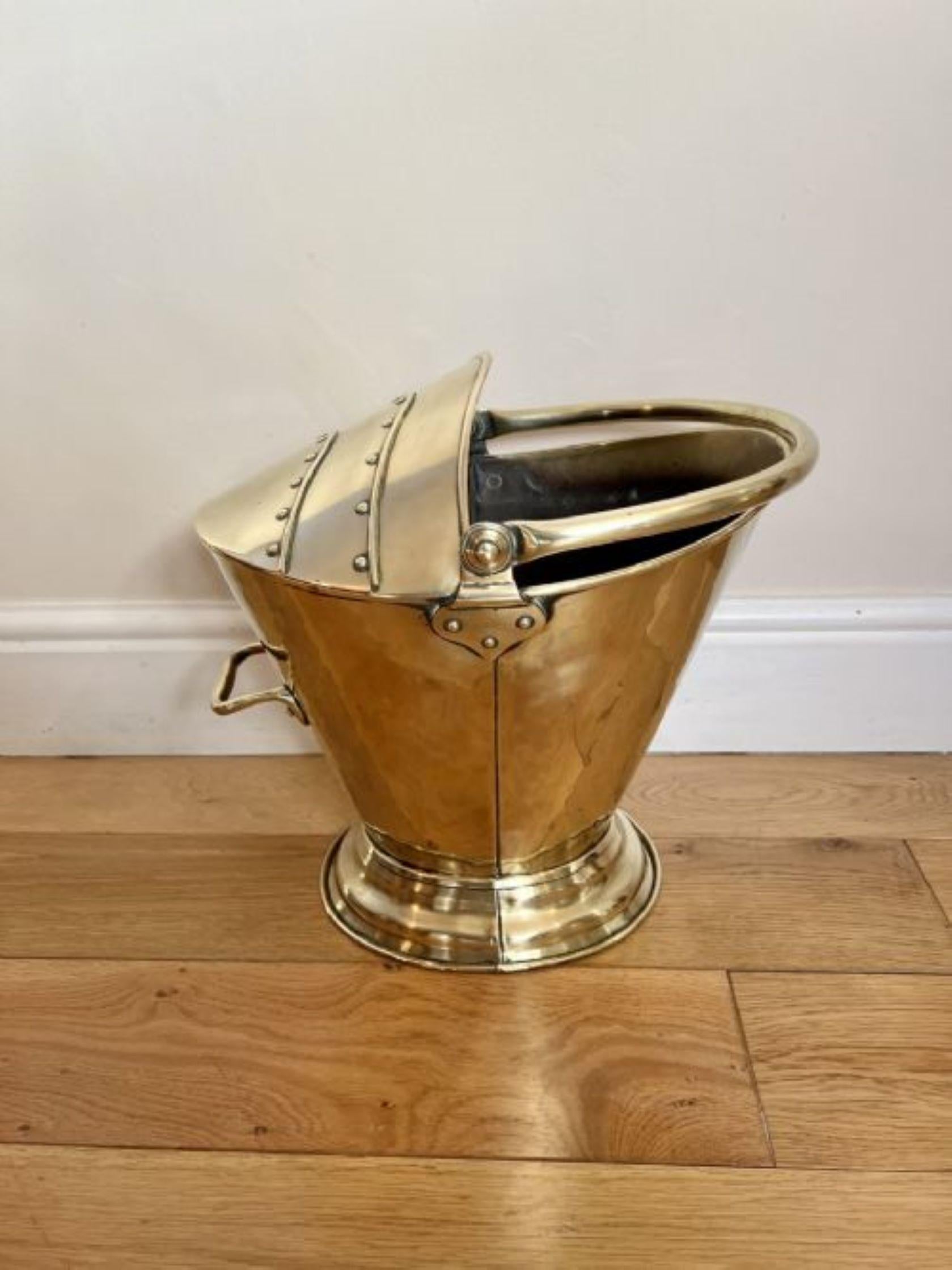 Wonderful antique Victorian brass coal scuttle  For Sale 1