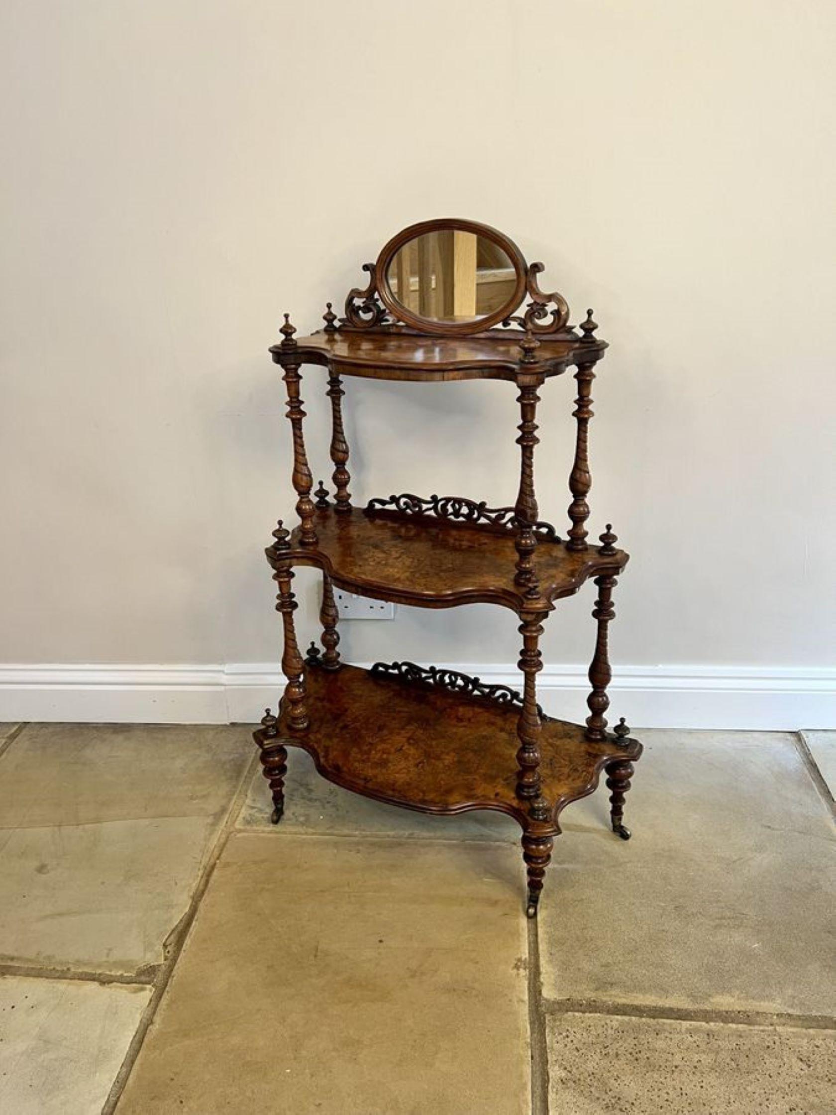 Wonderful antique Victorian quality burr walnut whatnot  In Good Condition For Sale In Ipswich, GB