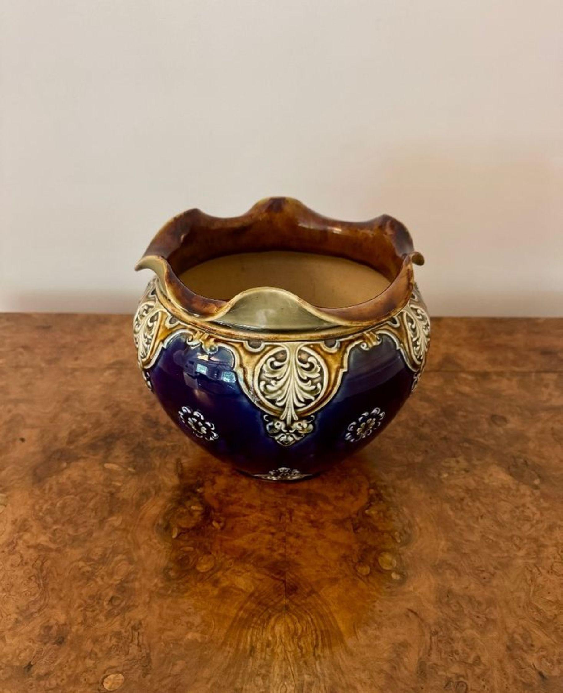 Wunderschöne antike Doulton Lambeth Jardiniere in viktorianischer Qualität (Britisch) im Angebot