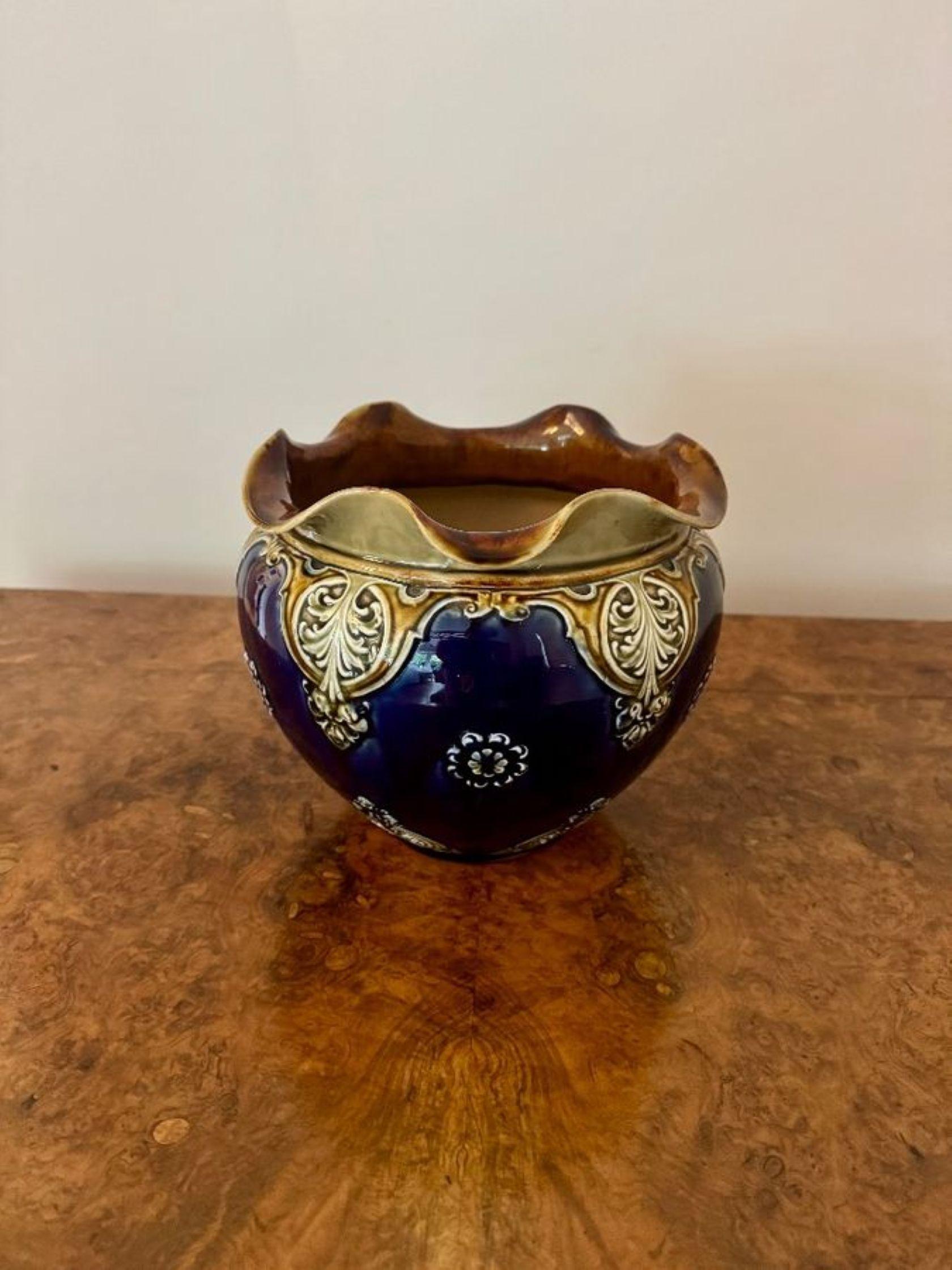 Wunderschöne antike Doulton Lambeth Jardiniere in viktorianischer Qualität (Handbemalt) im Angebot